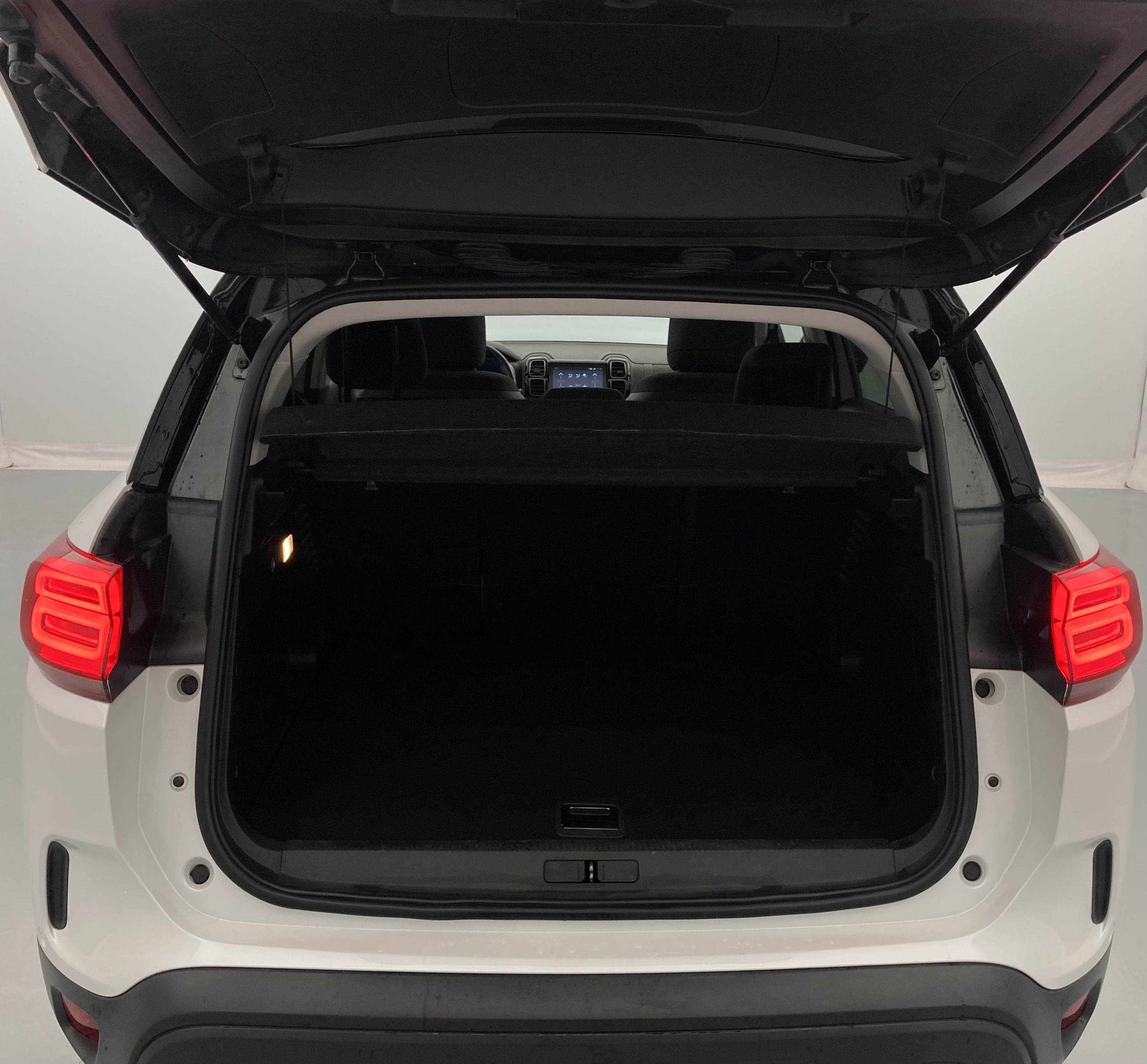 citroen c5 aircross shine 1.6 PURETECH HYBRID 225 E-EAT 2022 blanco nacarado / negro 27