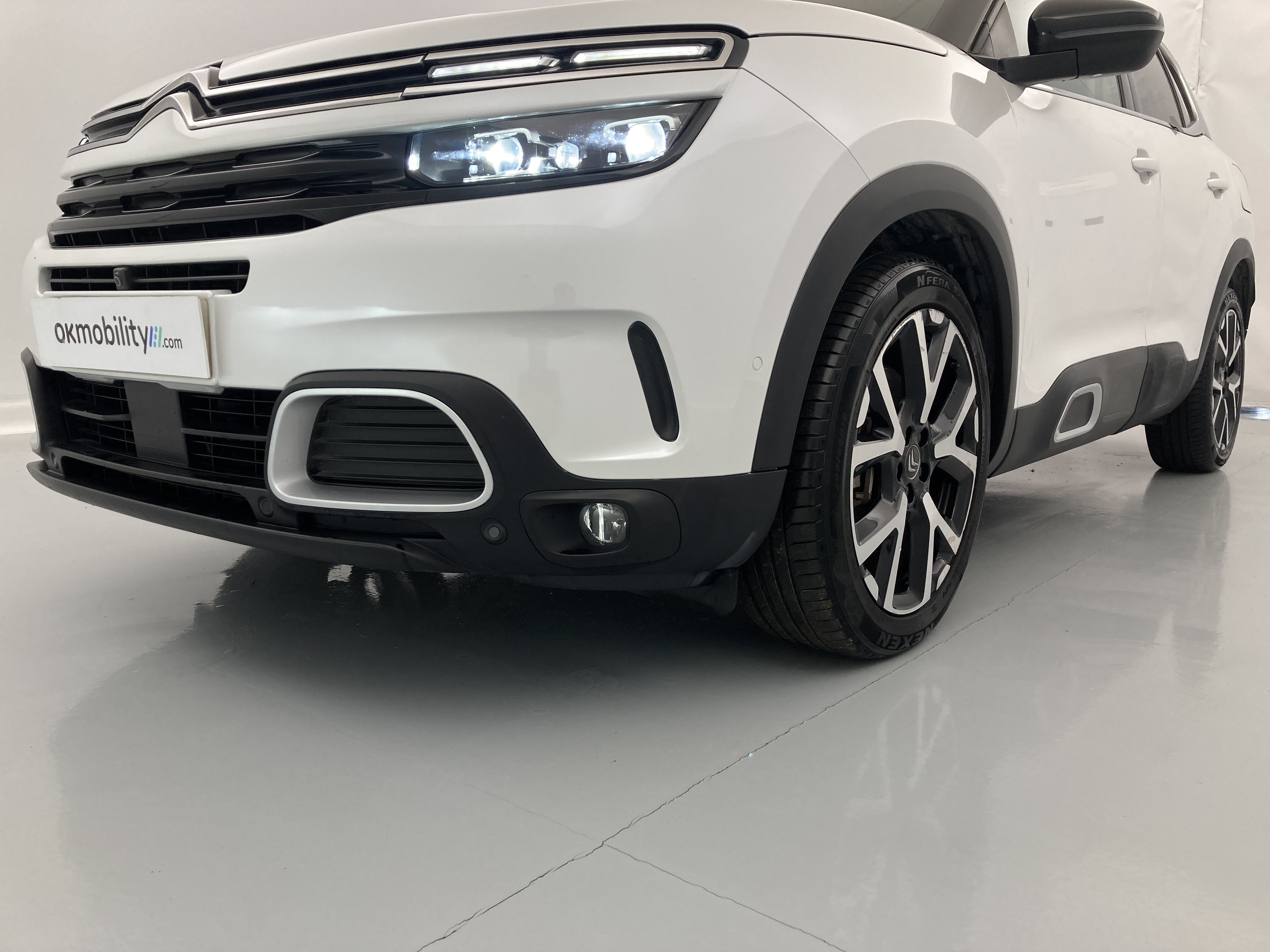 citroen c5 aircross shine 1.6 PURETECH HYBRID 225 E-EAT 2022 blanco nacarado / negro 29