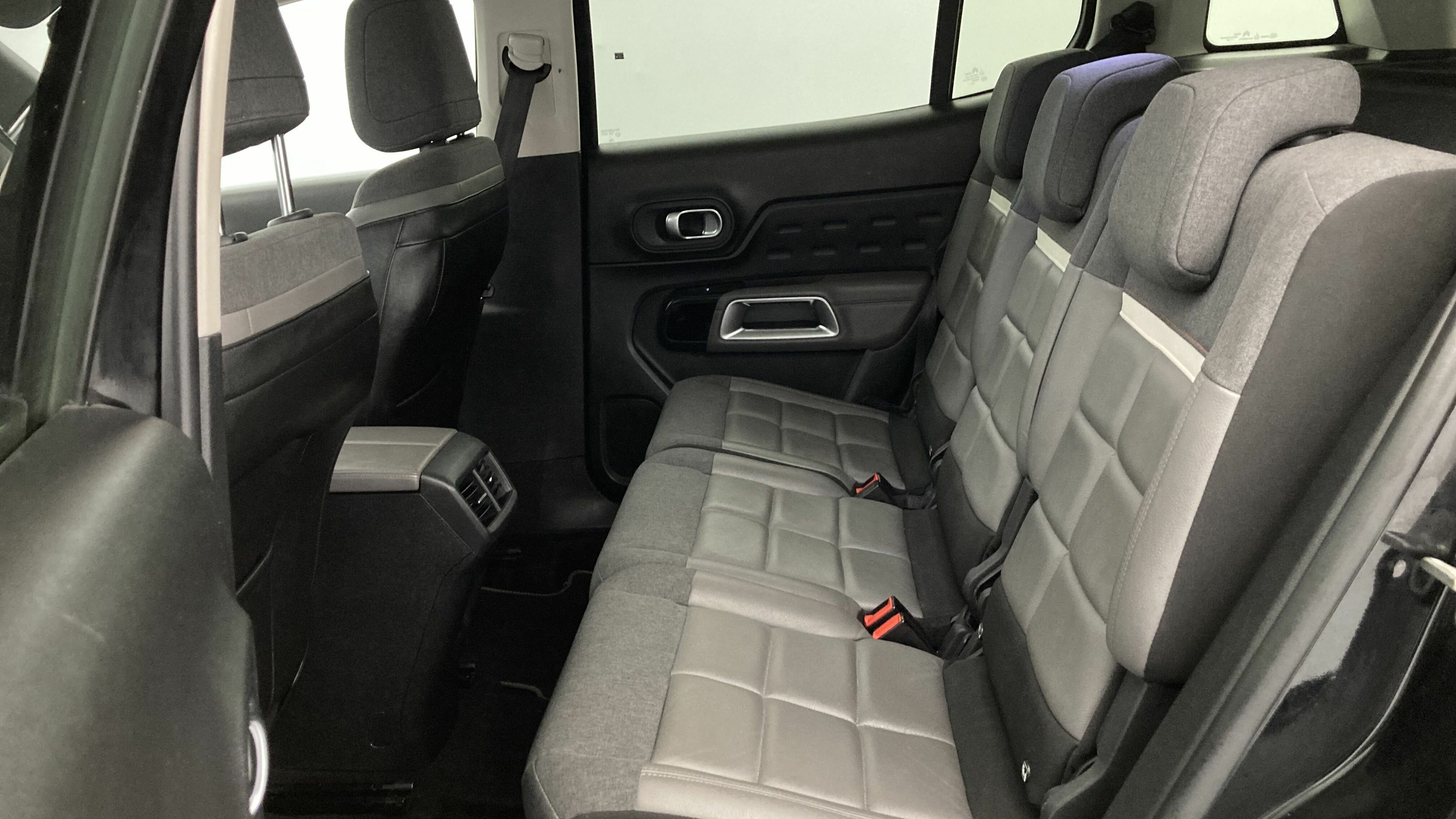 citroen c5 aircross shine 1.6 PURETECH HYBRID 225 E-EAT 2022 negro perla nera 21