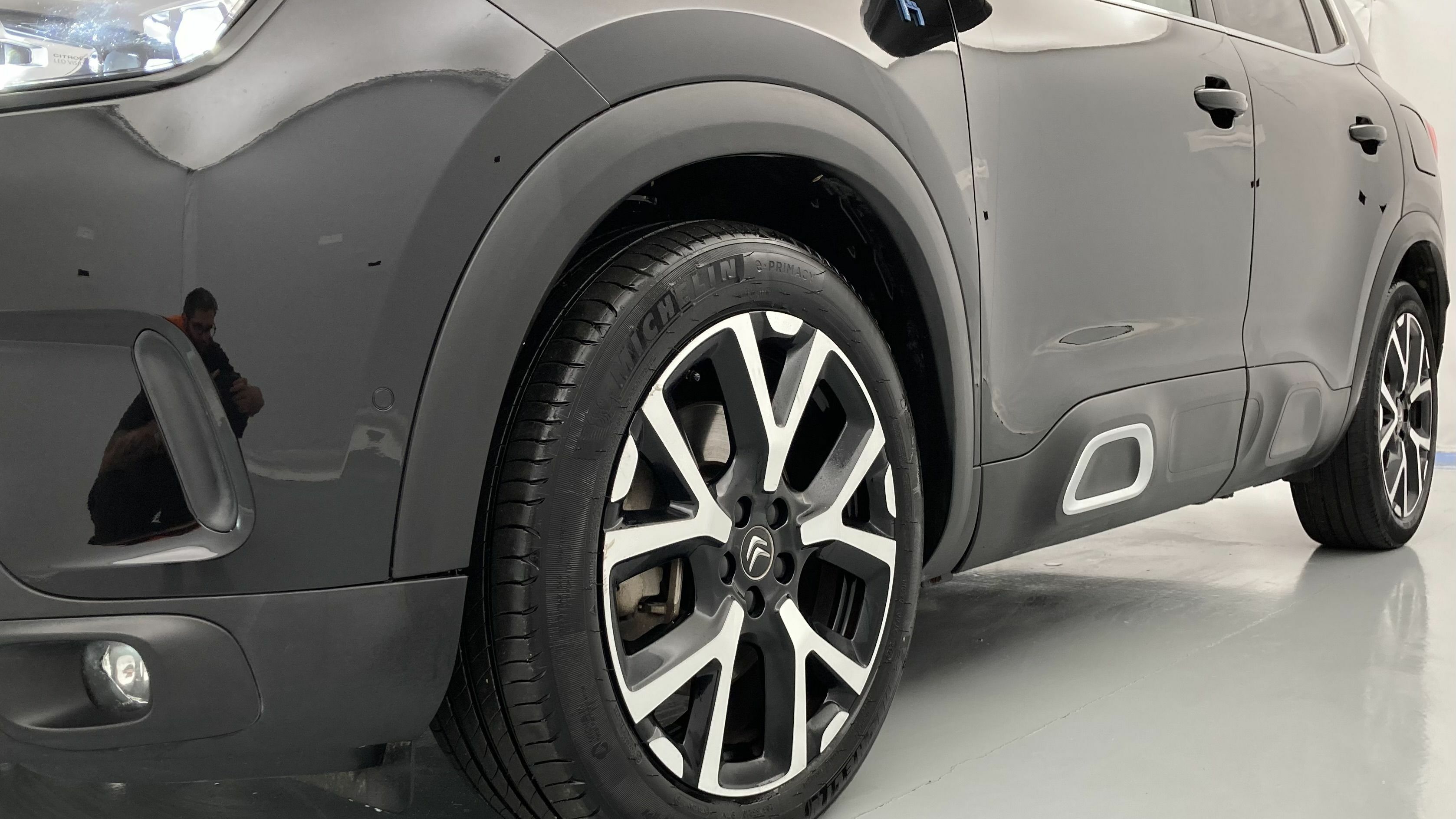 citroen c5 aircross shine 1.6 PURETECH HYBRID 225 E-EAT 2022 negro perla nera 26