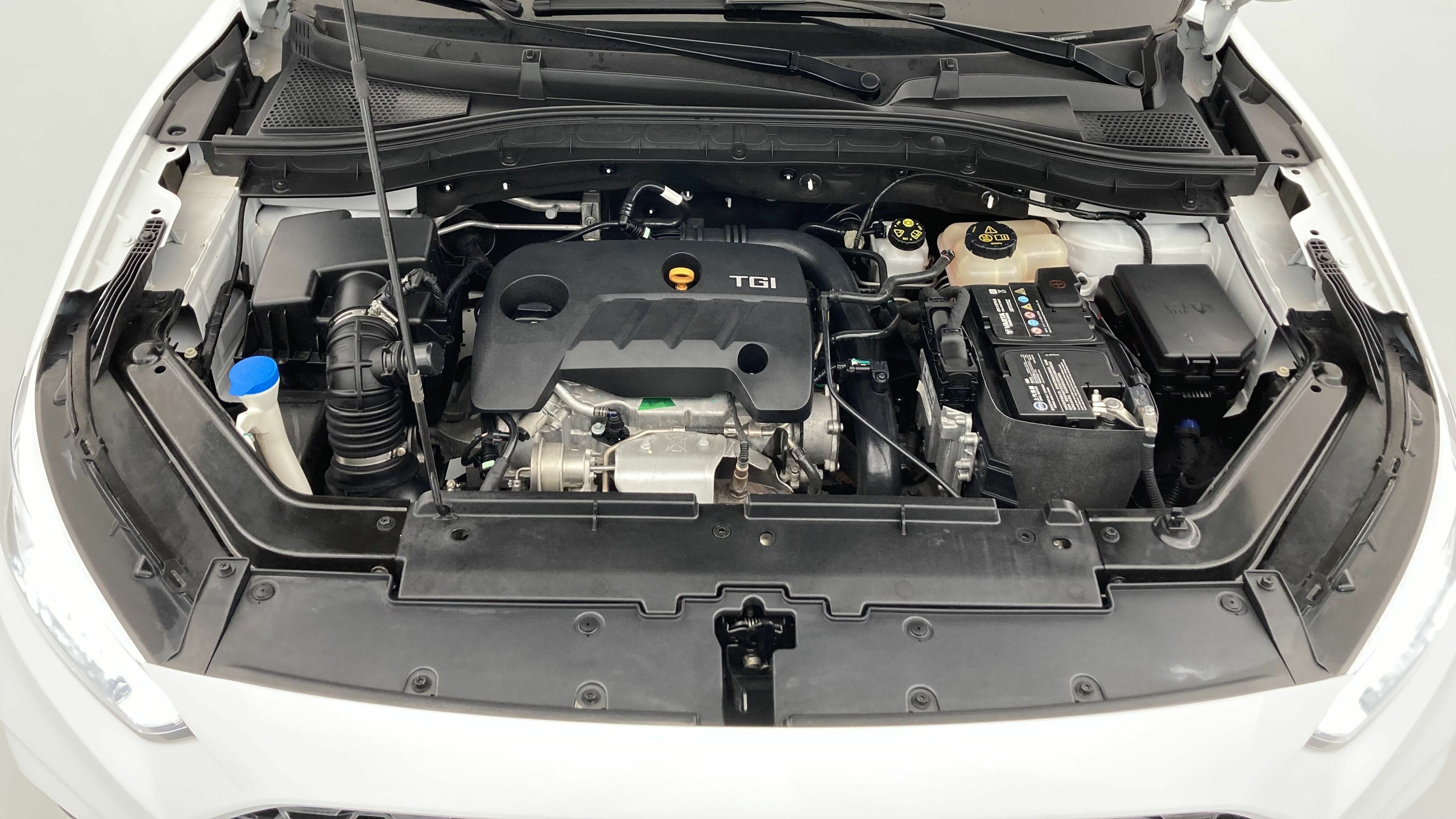 mg zs luxury 1.0 T-GDI 111 2023 dover white 20