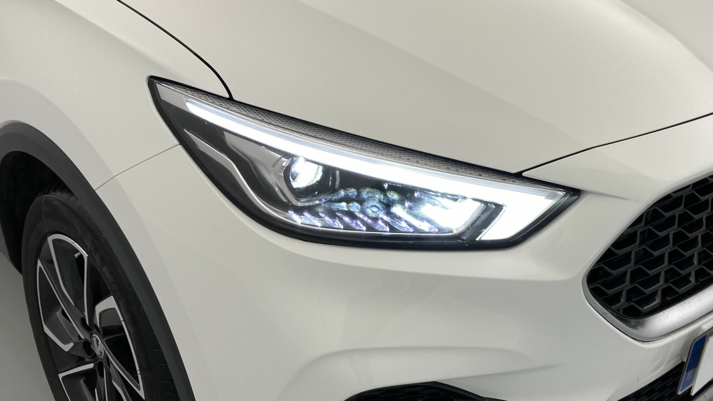 mg zs luxury 1.0 T-GDI 111 2023 dover white 24