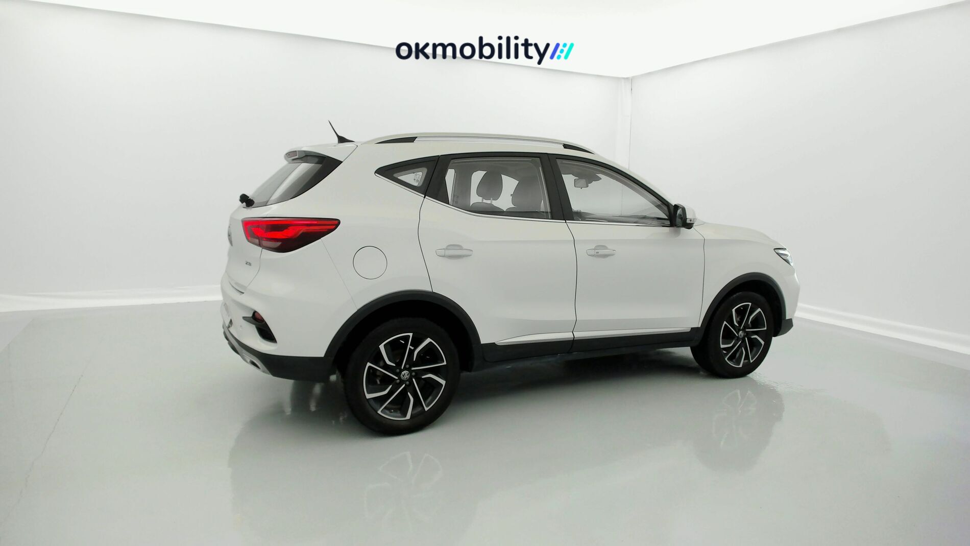 mg zs luxury 1.0 T-GDI 111 2023 dover white 10