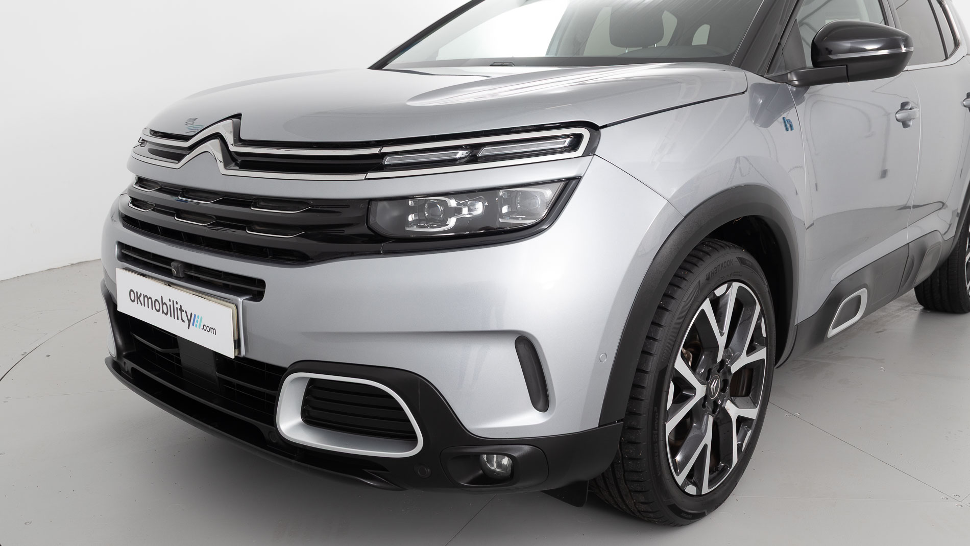 citroen c5 aircross shine 1.6 PURETECH HYBRID 225 E-EAT 2022 gris platino / negro 31