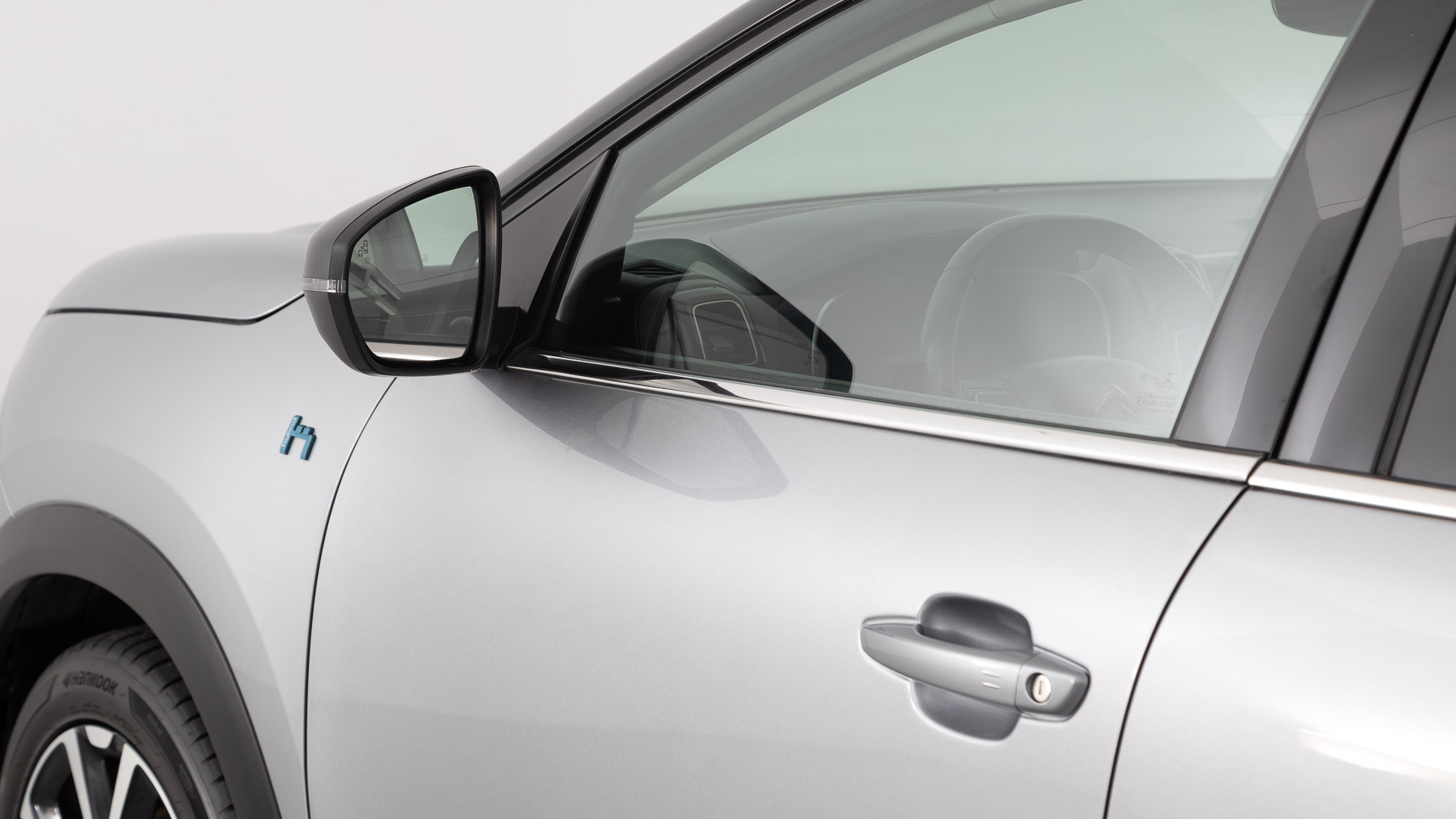 citroen c5 aircross shine 1.6 PURETECH HYBRID 225 E-EAT 2022 gris platino / negro 37