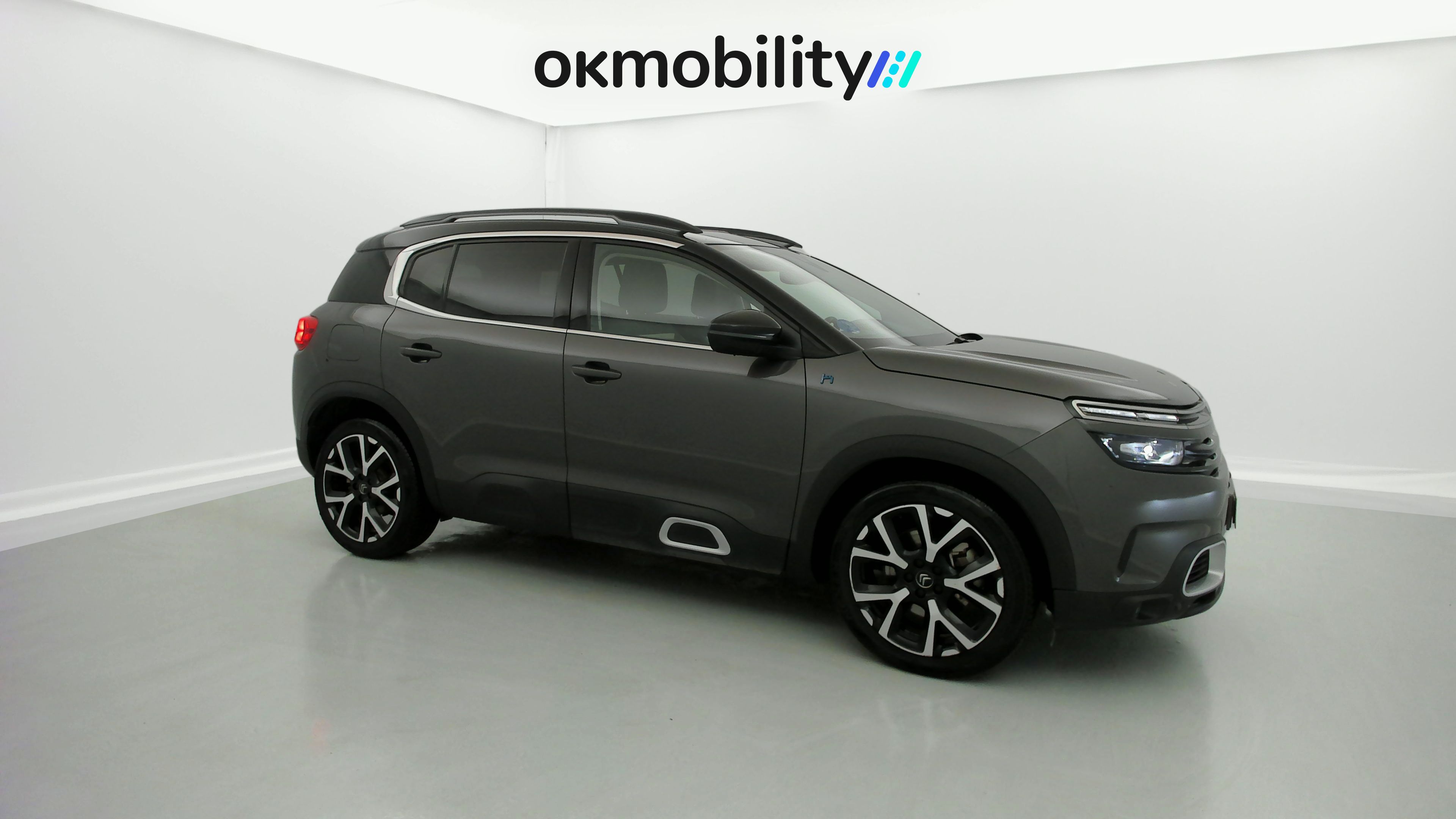 citroen c5 aircross shine 1.6 PURETECH HYBRID 225 E-EAT 2022 gris platino / negro 4