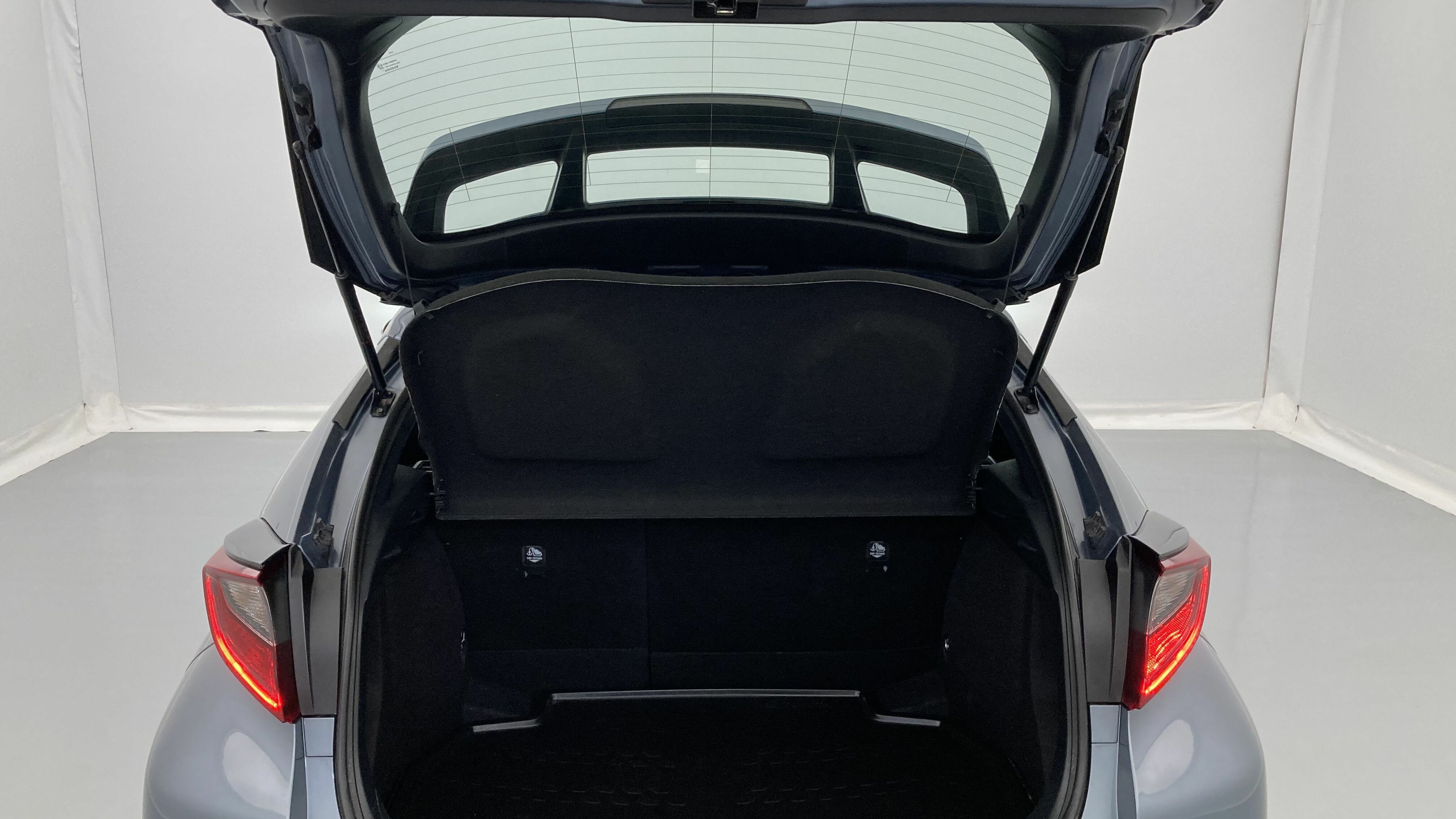 toyota c-hr business edition 1.8 E-CVT 125H 2023 azul sodalita 25