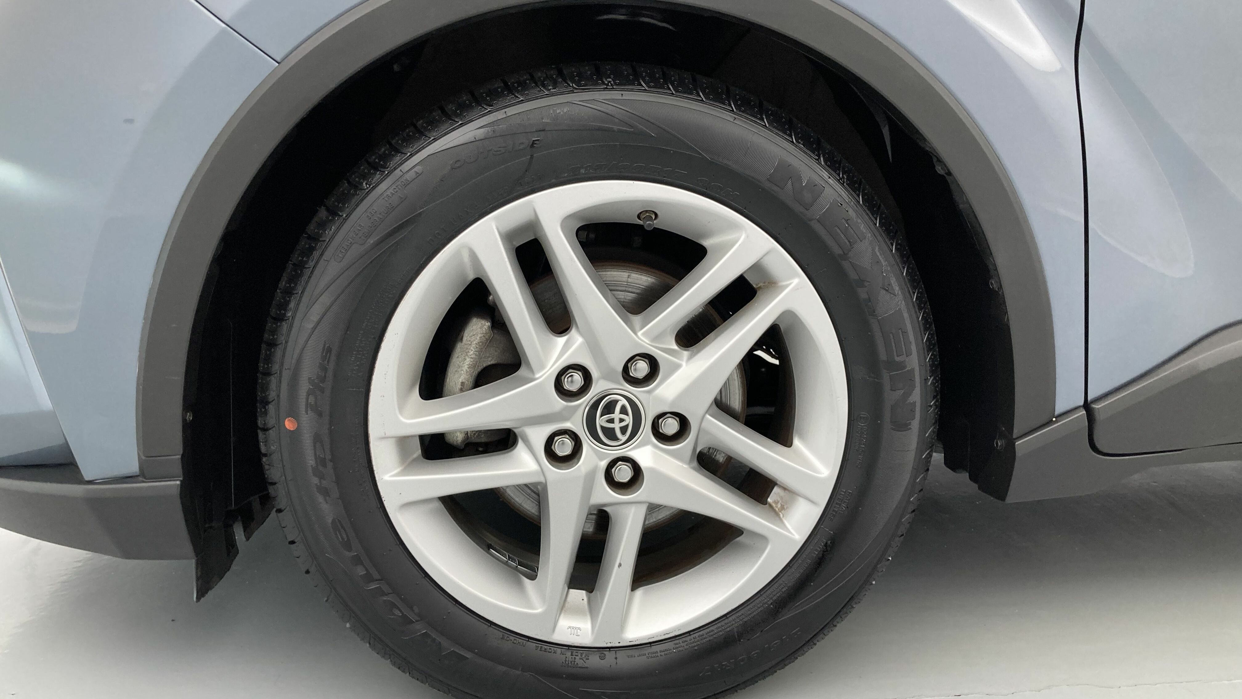 toyota c-hr business edition 1.8 E-CVT 125H 2023 azul sodalita 28