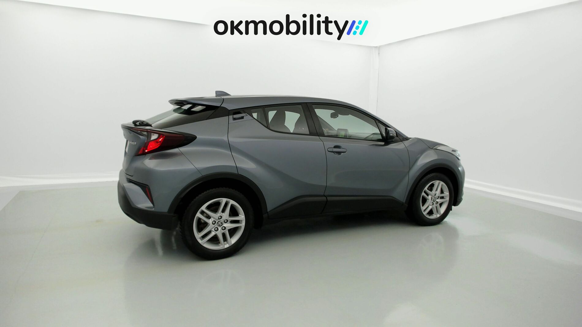 toyota c-hr business edition 1.8 E-CVT 125H 2023 azul sodalita 13