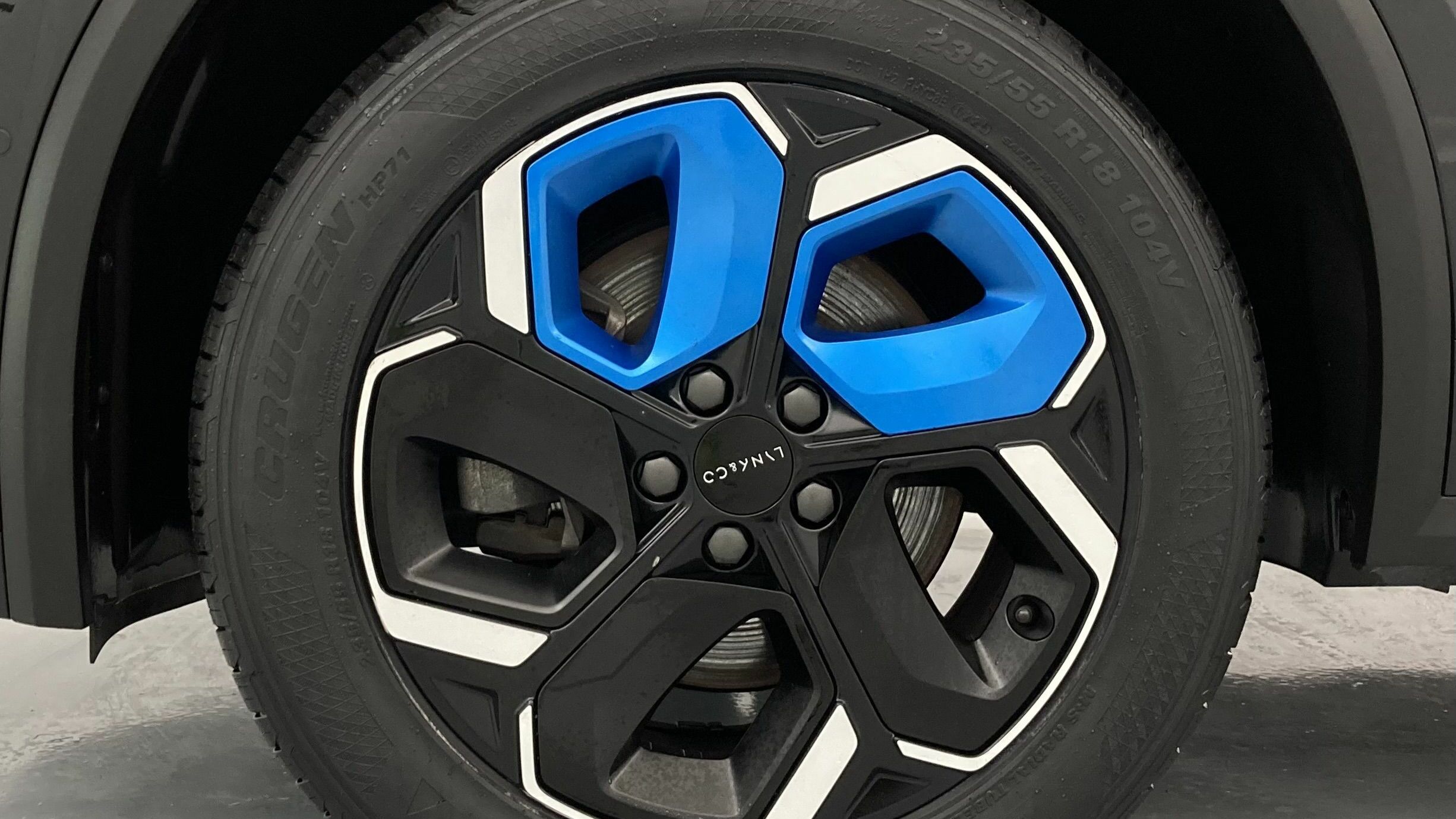 lynk&co 1 nv 1.5 HEV 197 2021 negro 28