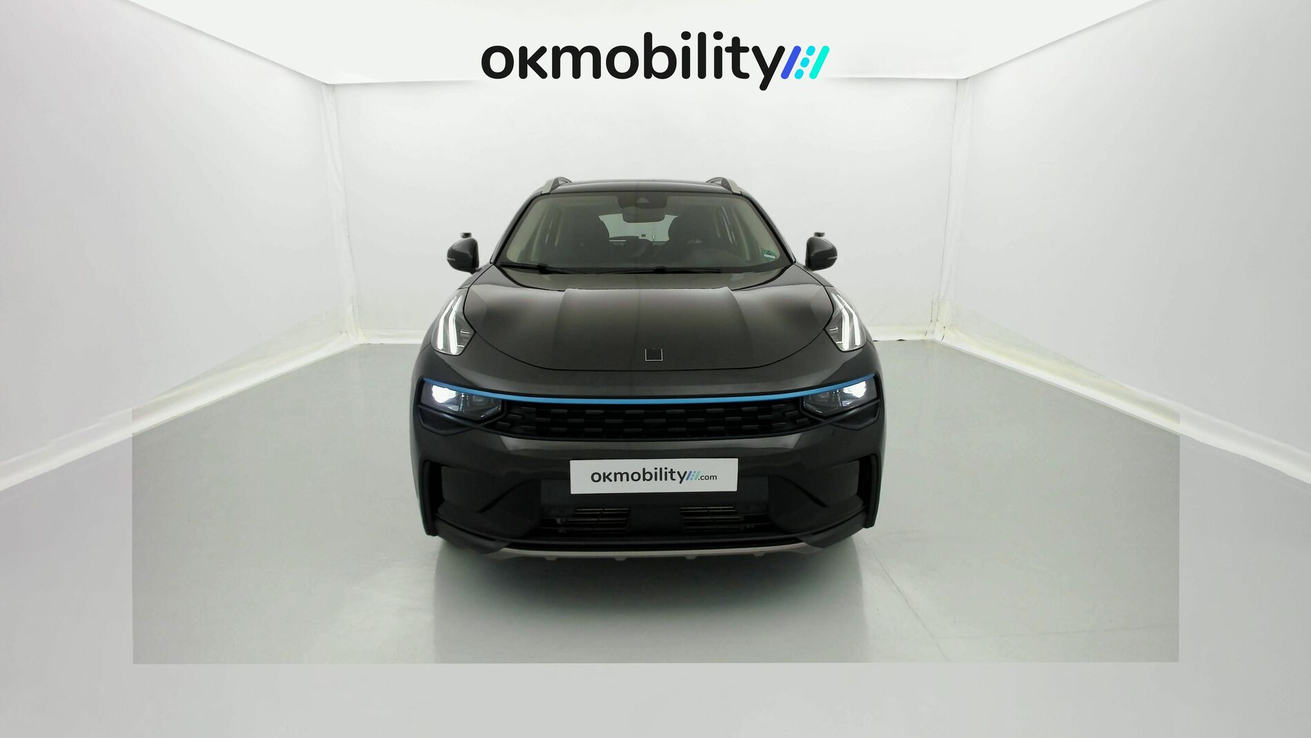 lynk&co 1 nv 1.5 HEV 197 2021 negro 4