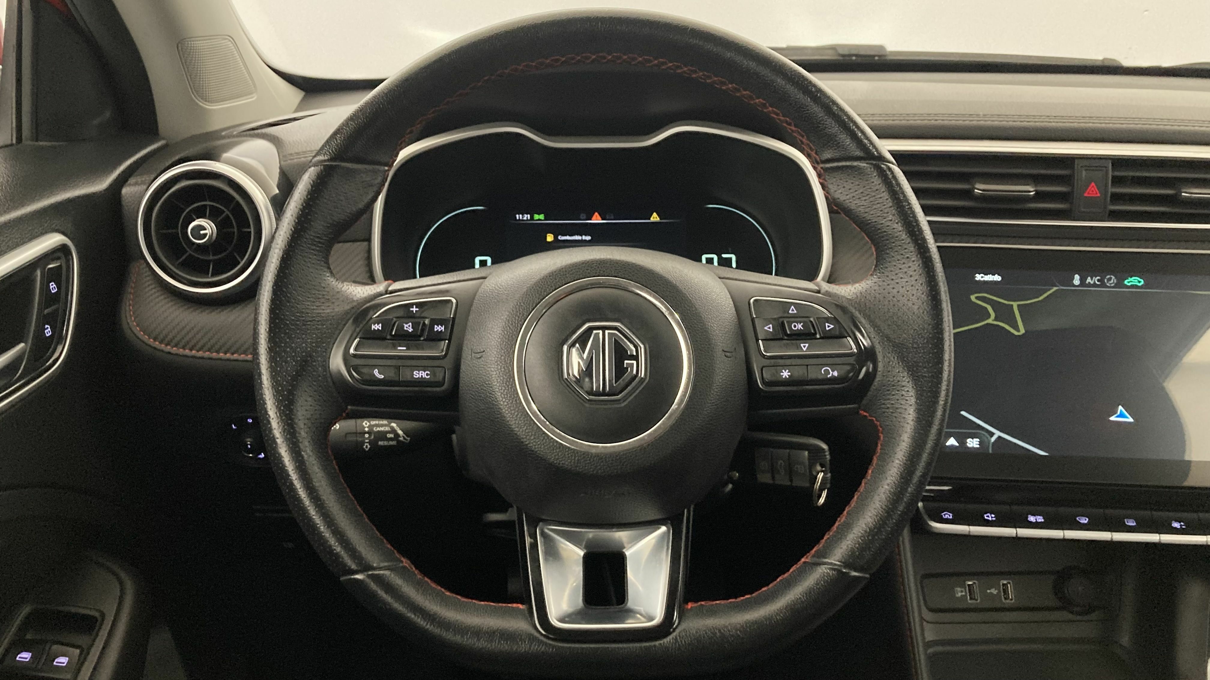 mg zs luxury 1.5 VTI-TECH 106 2023 diamond red 16