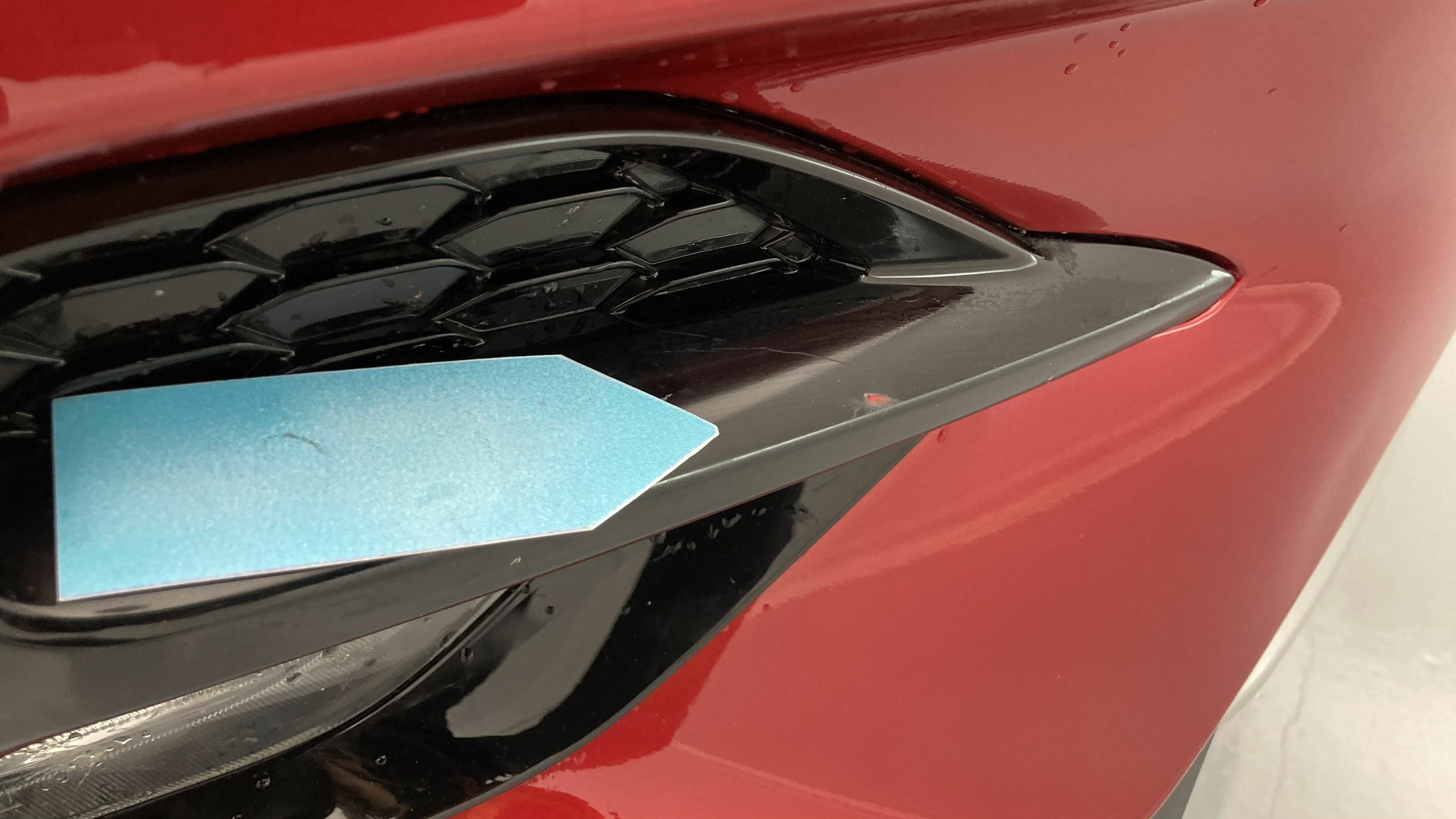 mg zs luxury 1.5 VTI-TECH 106 2023 diamond red 32