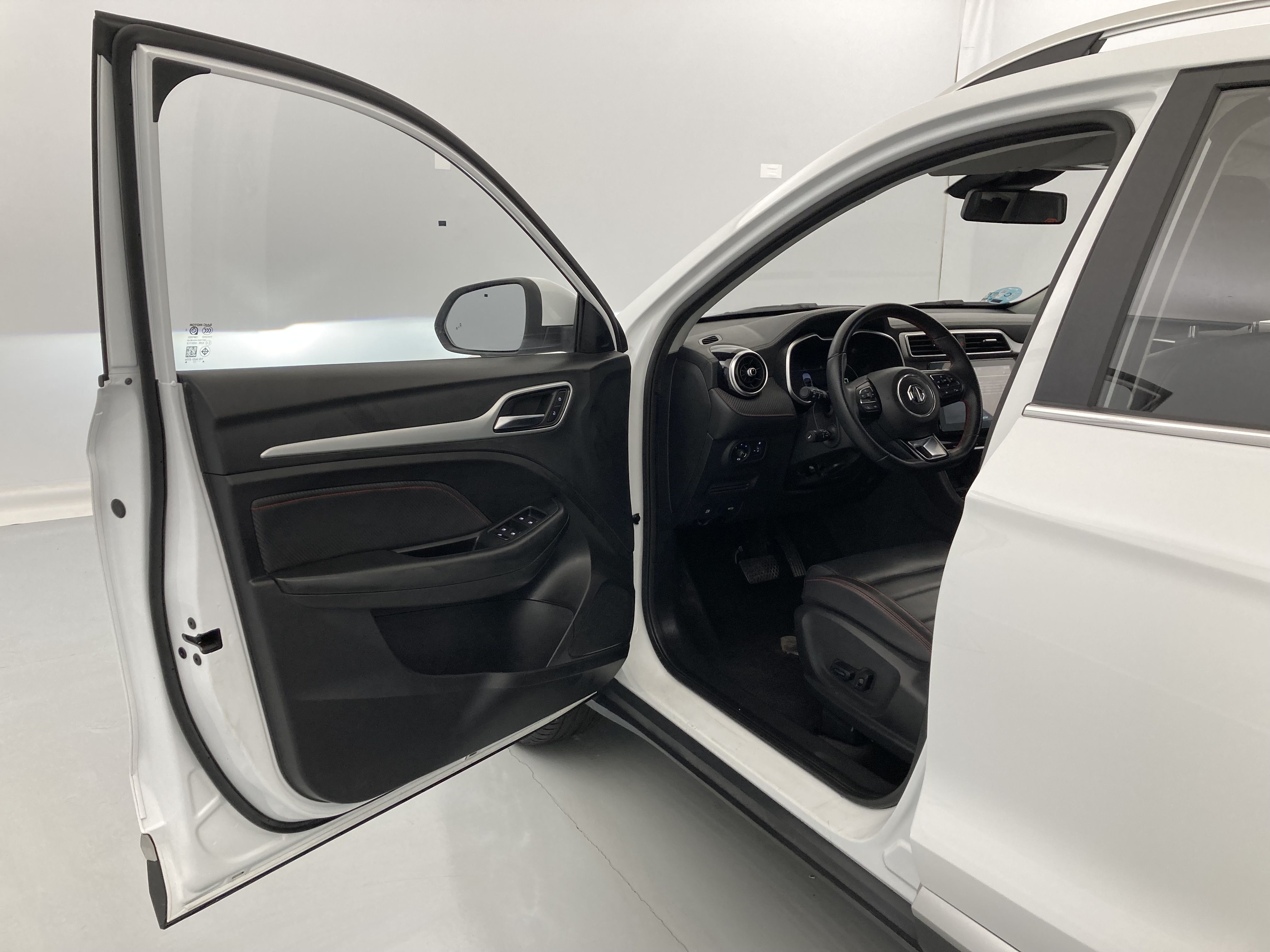 mg zs luxury 1.0 T-GDI 111 CA 2023 dover white 20