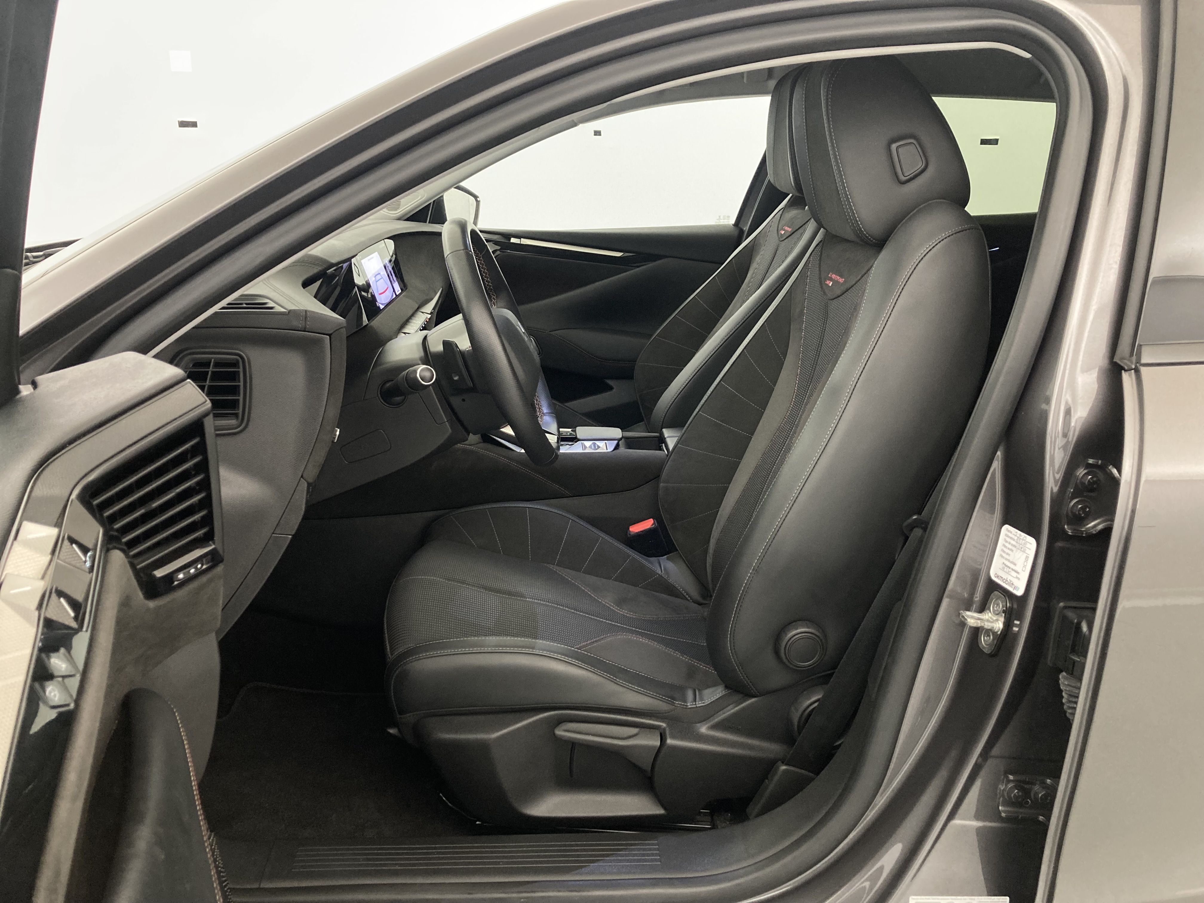 ds ds4 performance line + E-TENSE 225 CA 2023 gris platino 19