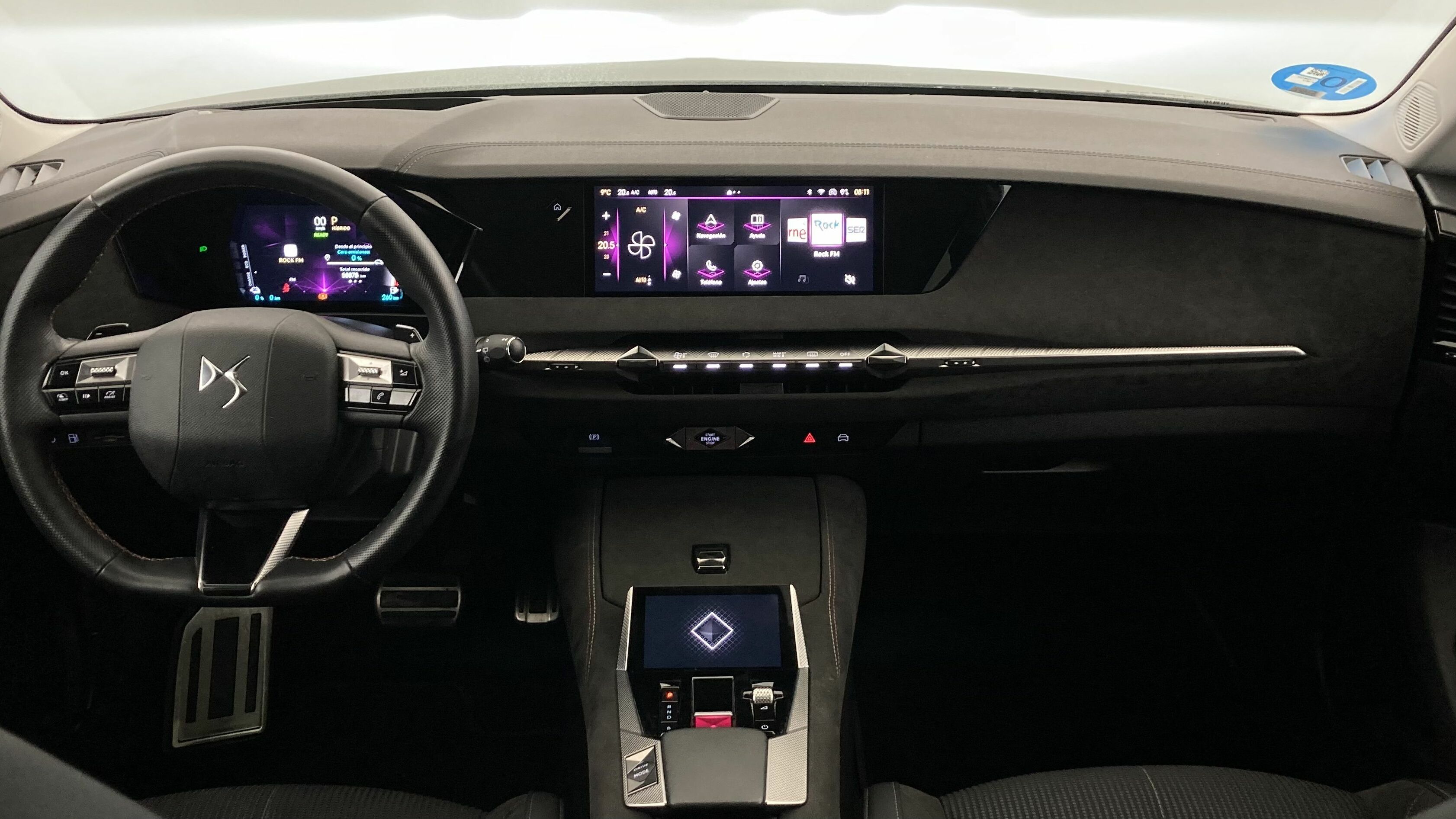 ds ds4 performance line + E-TENSE 225 CA 2023 gris platino 17