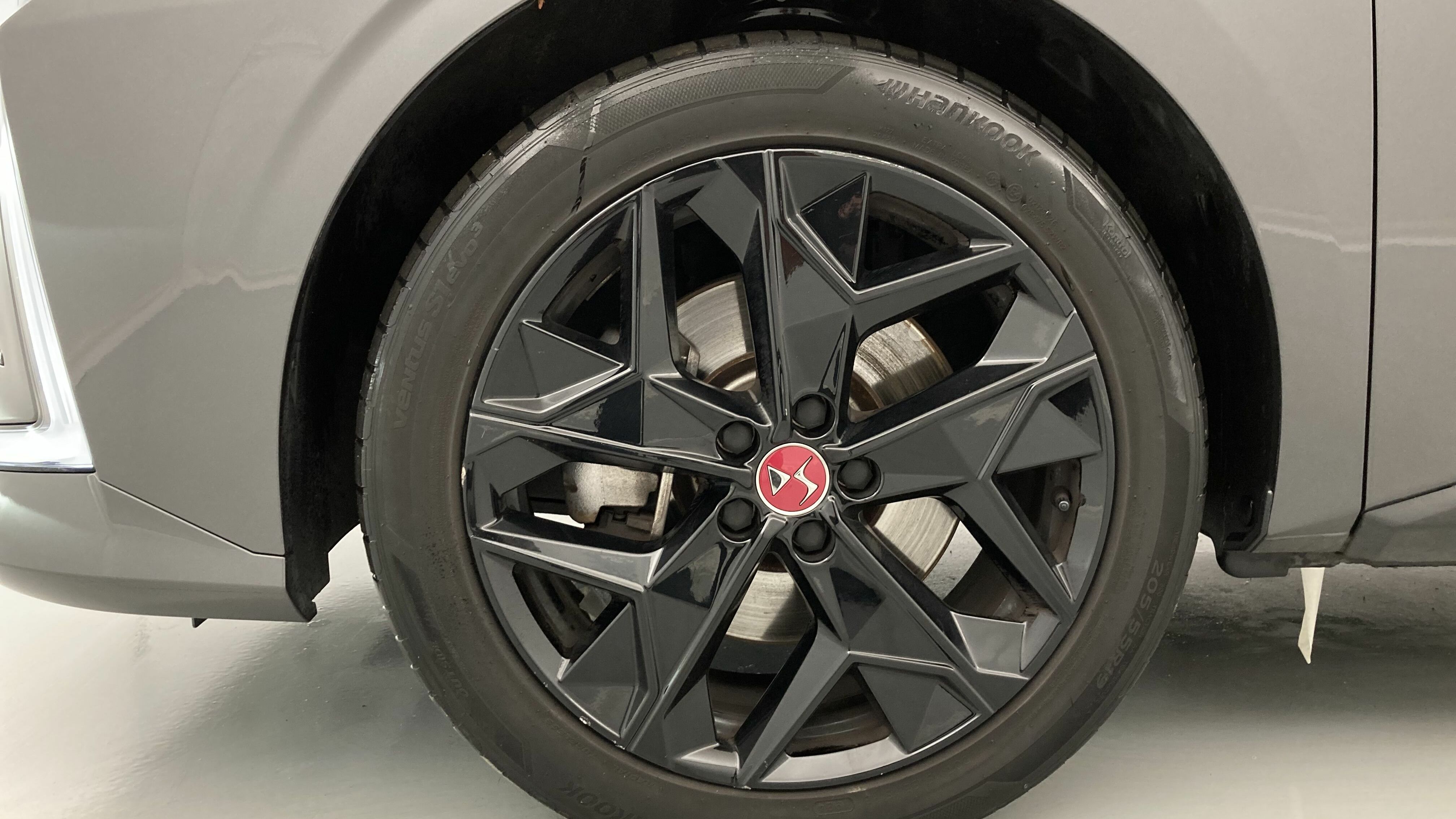 ds ds4 performance line + E-TENSE 225 CA 2023 gris platino 26