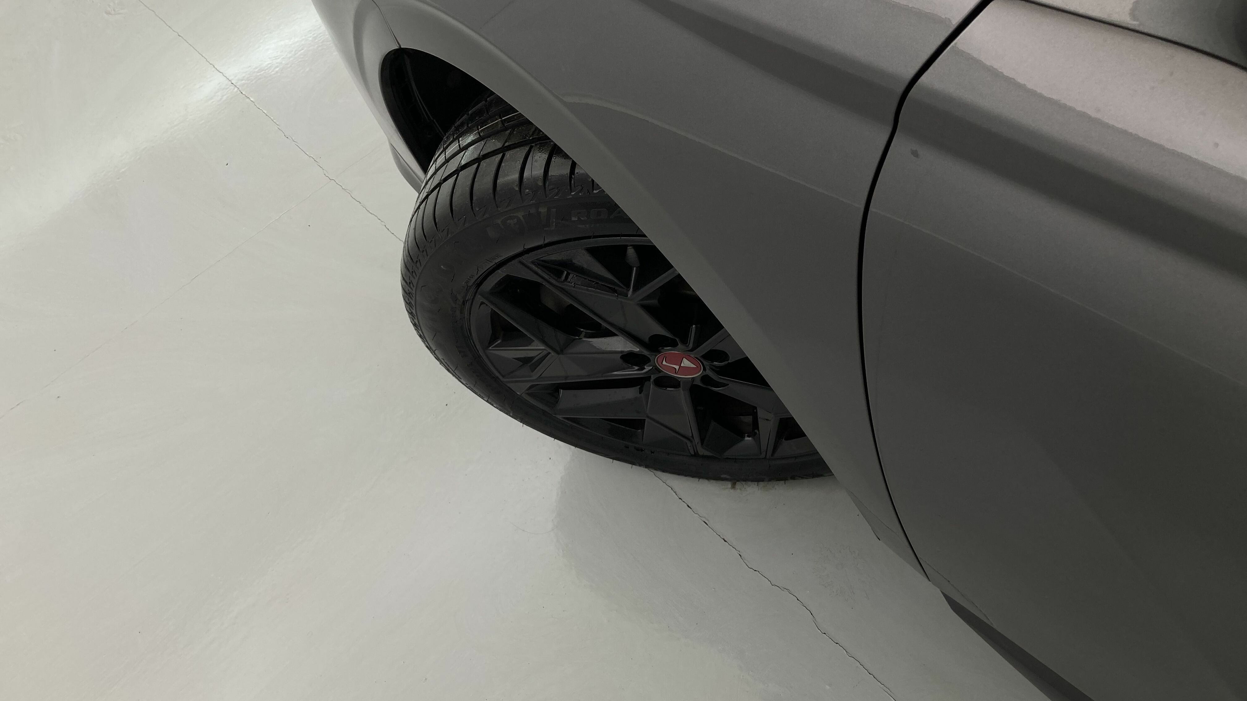 ds ds4 performance line + E-TENSE 225 CA 2023 gris platino 29