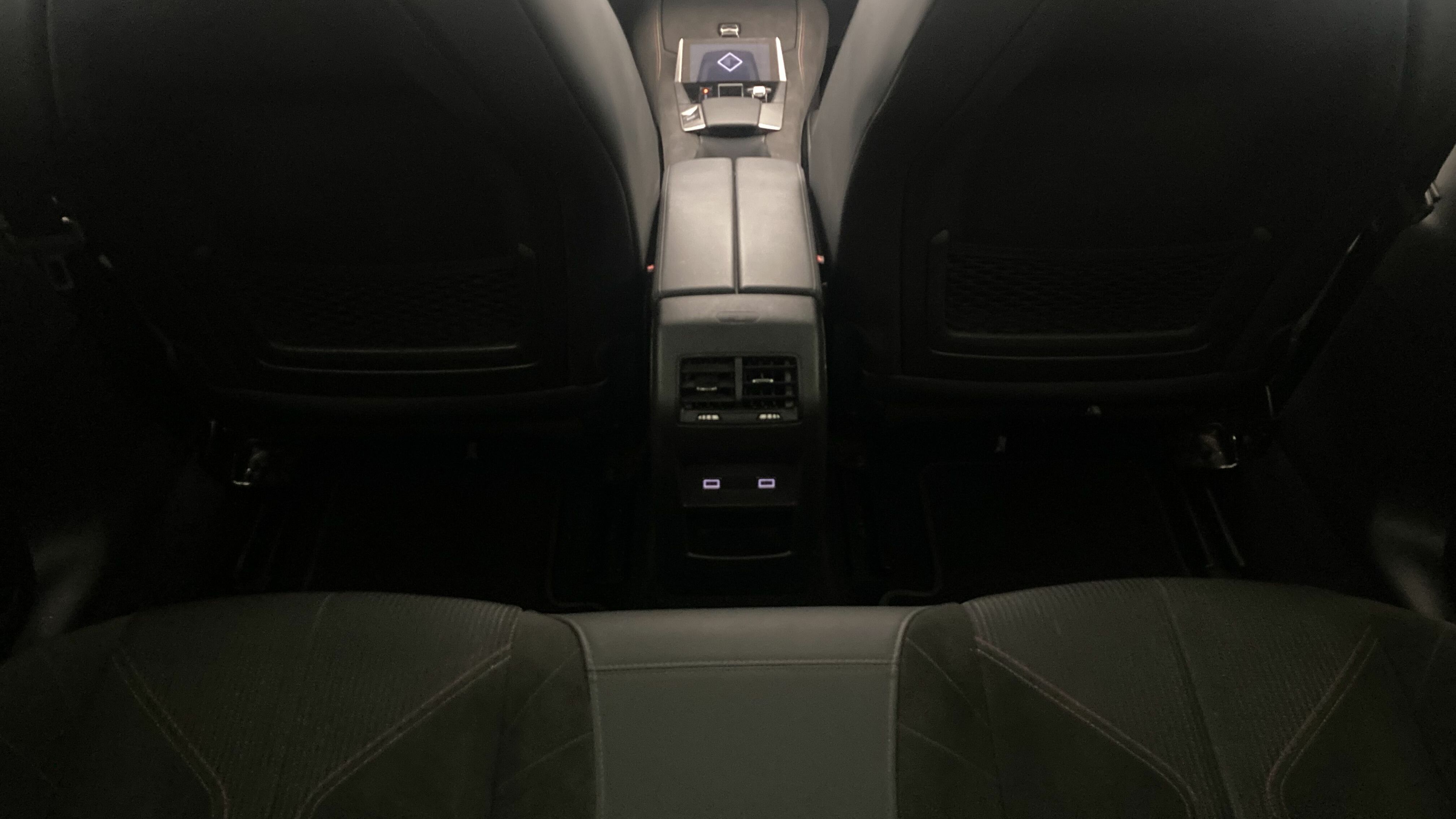 ds ds4 performance line + E-TENSE 225 CA 2023 gris platino 23