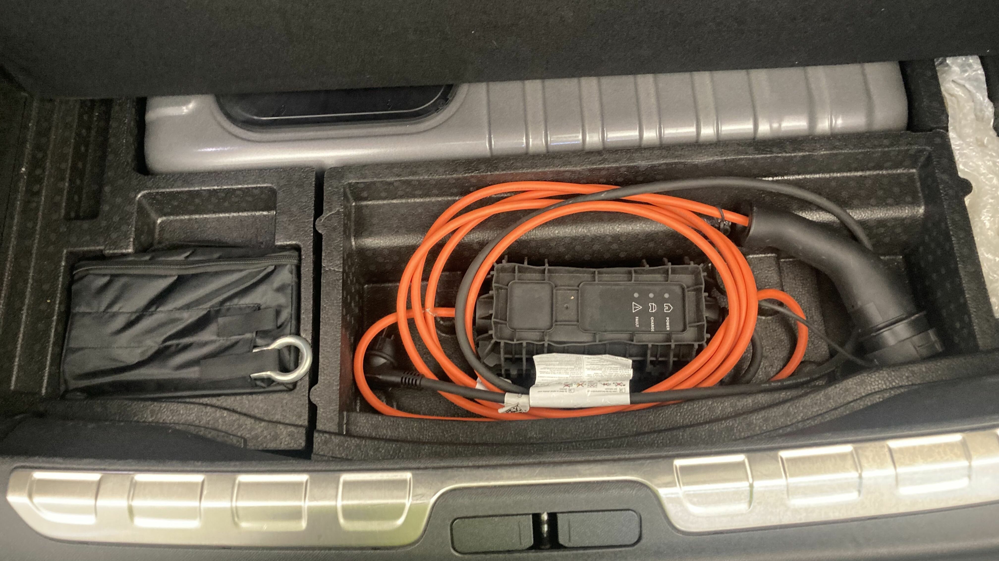 ds ds4 performance line + E-TENSE 225 CA 2023 gris platino 24