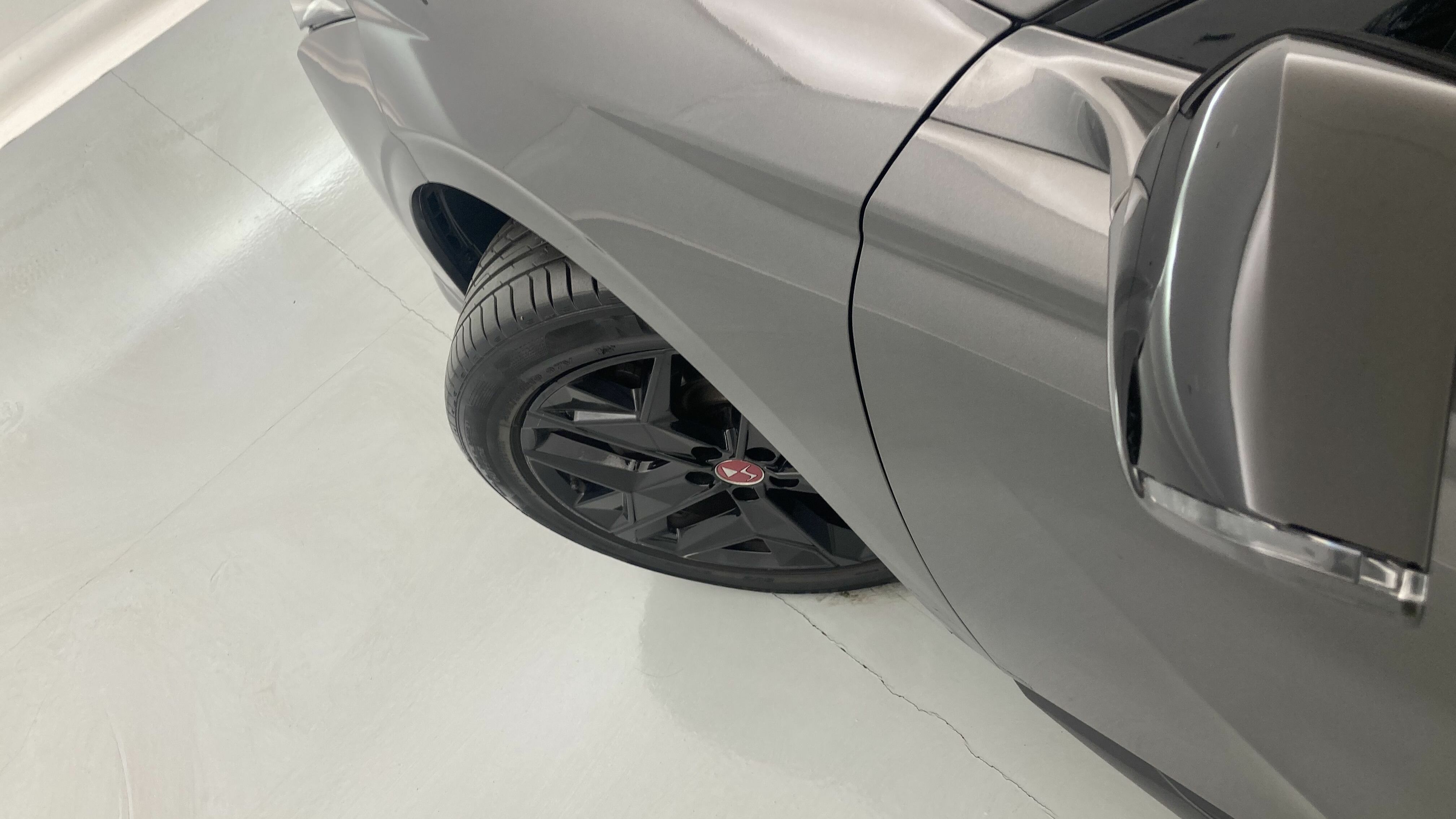 ds ds4 performance line + E-TENSE 225 CA 2023 gris platino 29