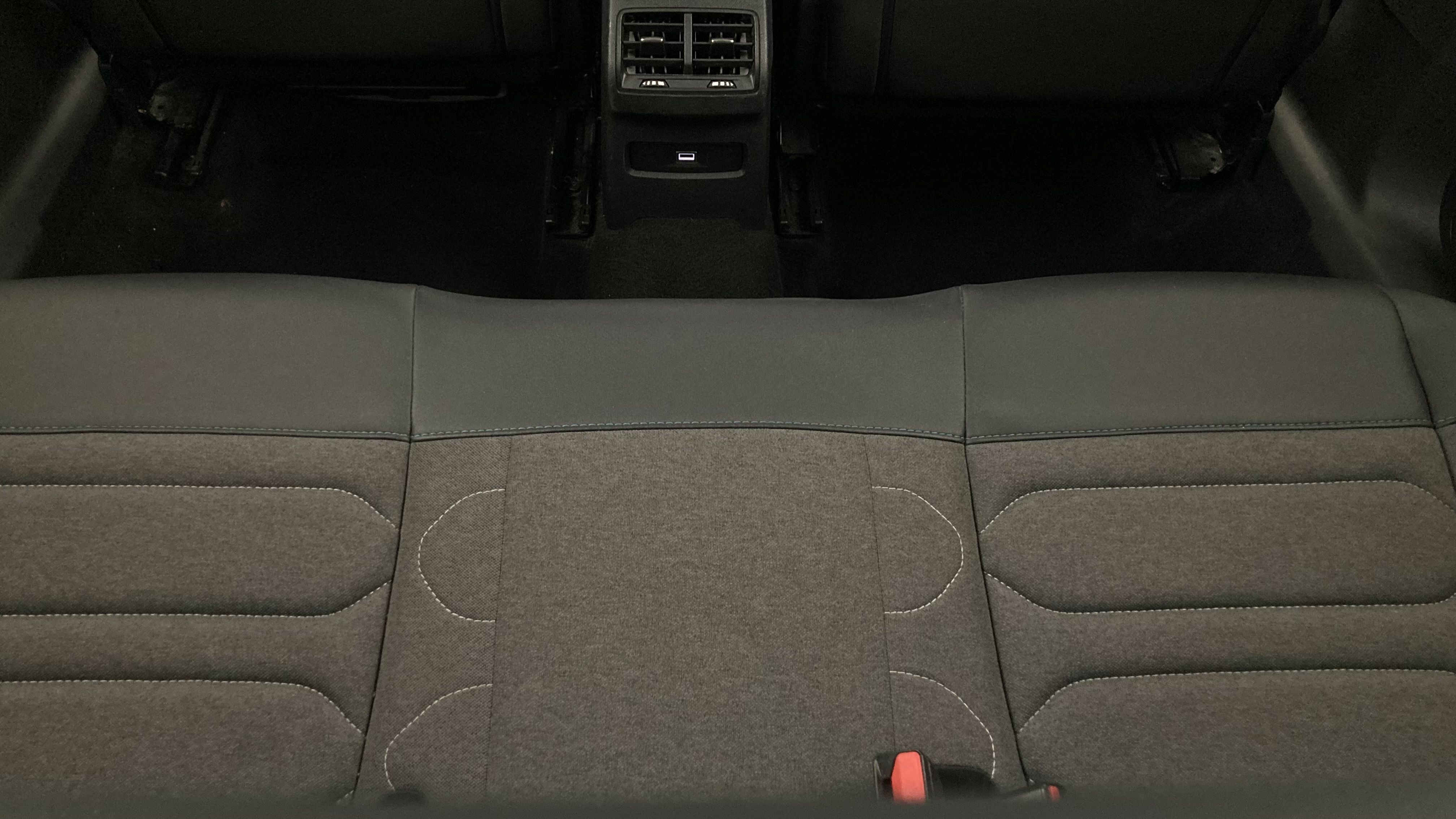 citroen c4 feel pack 1.2 PURETECH 130 2023 blanco nacarado 22