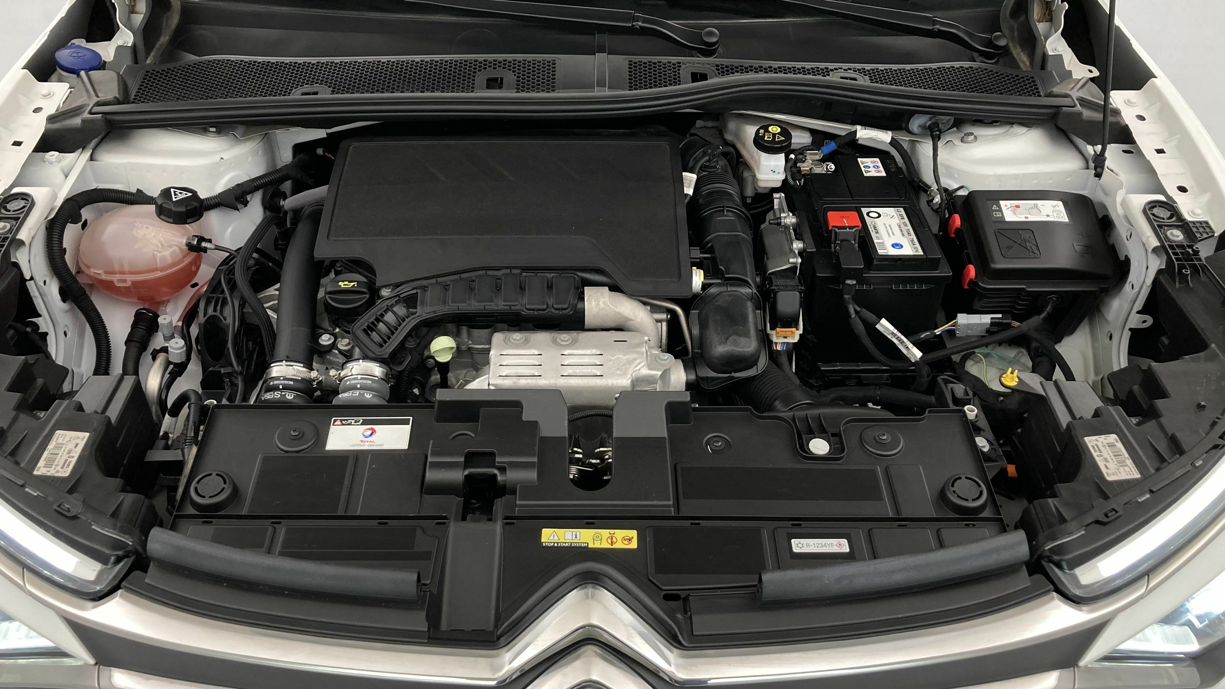 citroen c4 feel pack 1.2 PURETECH 130 2023 blanco nacarado 25