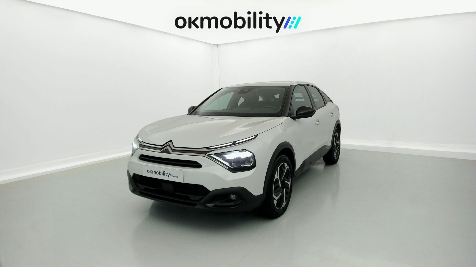 citroen c4 feel pack 1.2 PURETECH 130 2023 blanco nacarado 1