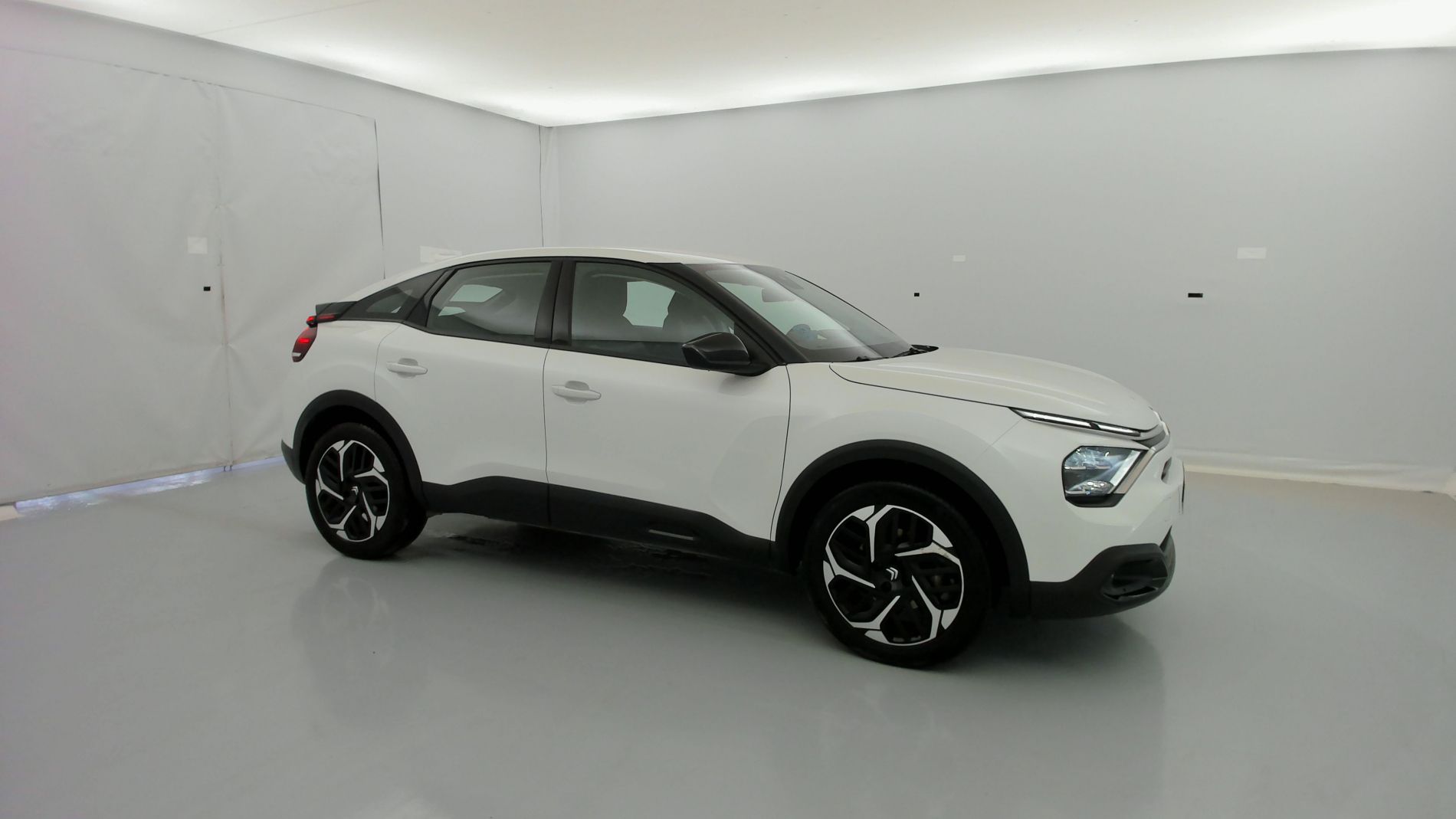 citroen c4 feel pack 1.2 PURETECH 130 2023 blanco nacarado 2