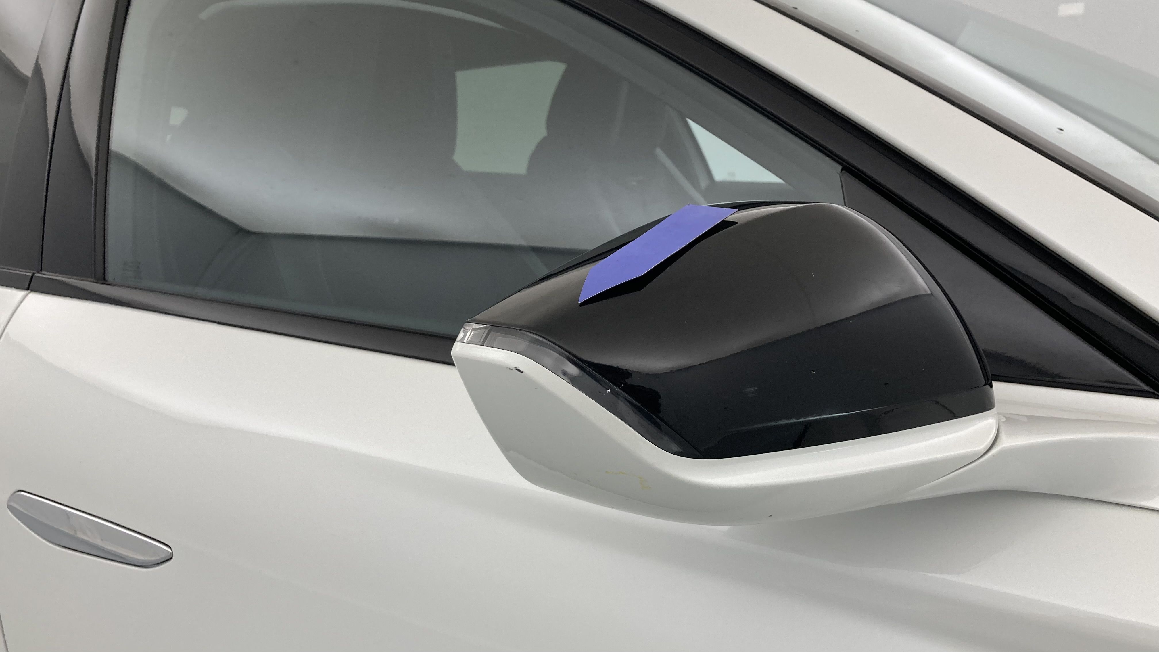 ds ds4 performance line + E-TENSE 225 CA 2023 blanco nacarado 23