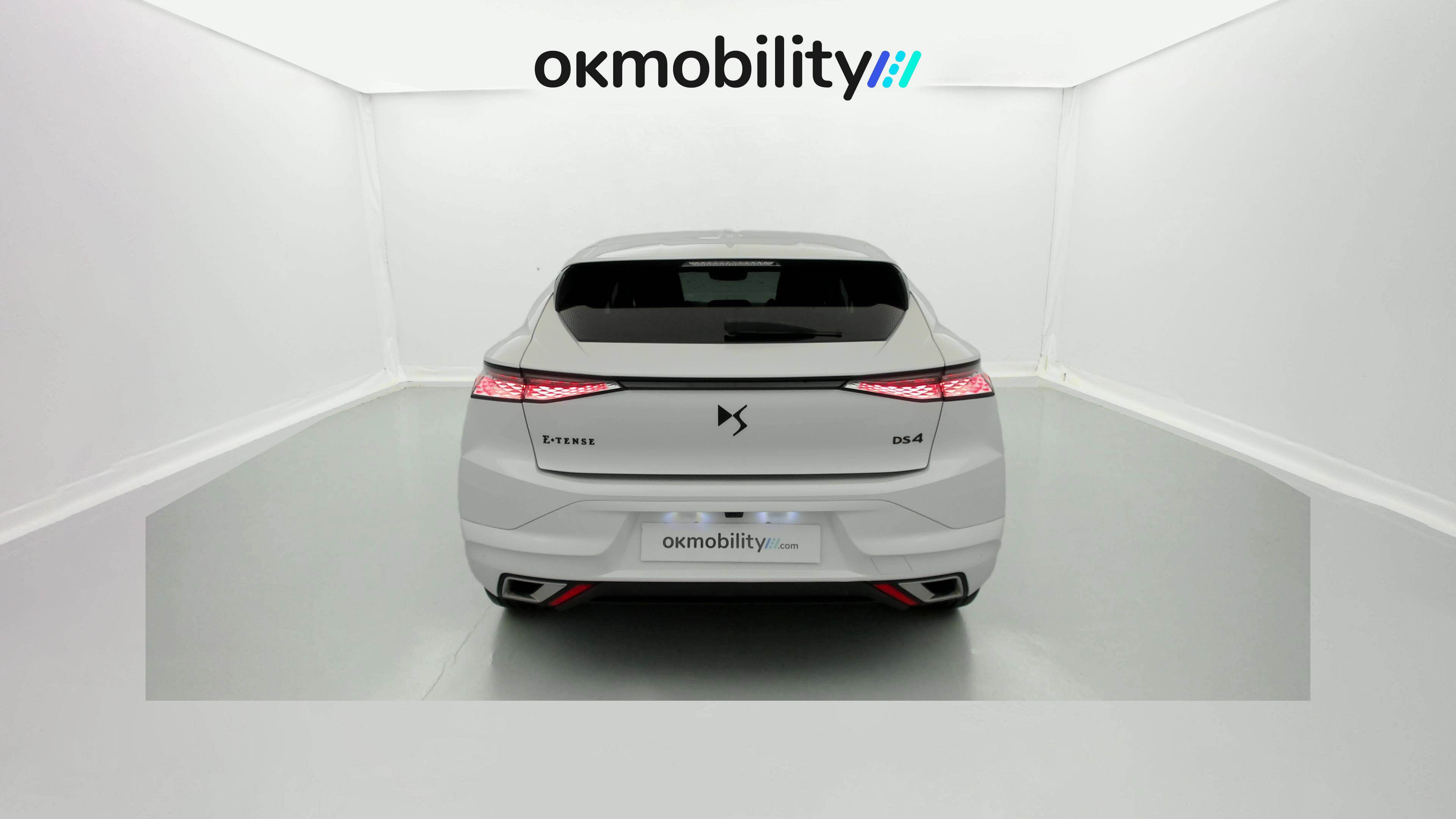 ds ds4 performance line + E-TENSE 225 CA 2023 blanco nacarado 10