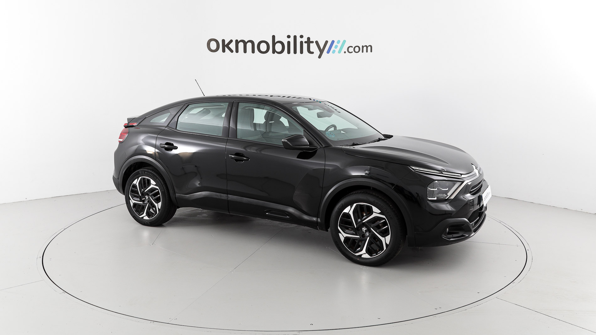 citroen c4 feel pack 1.2 PURETECH 130 2023 negro perla nera 3