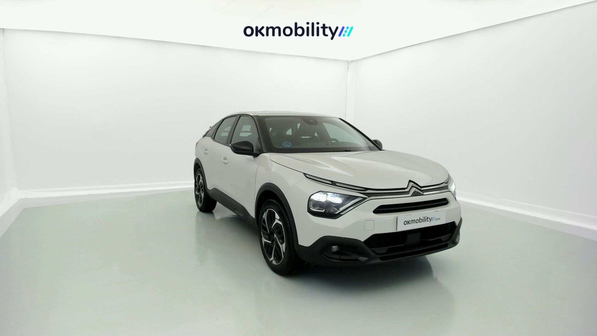 citroen c4 feel pack 1.2 PURETECH 130 2023 blanco nacarado 3