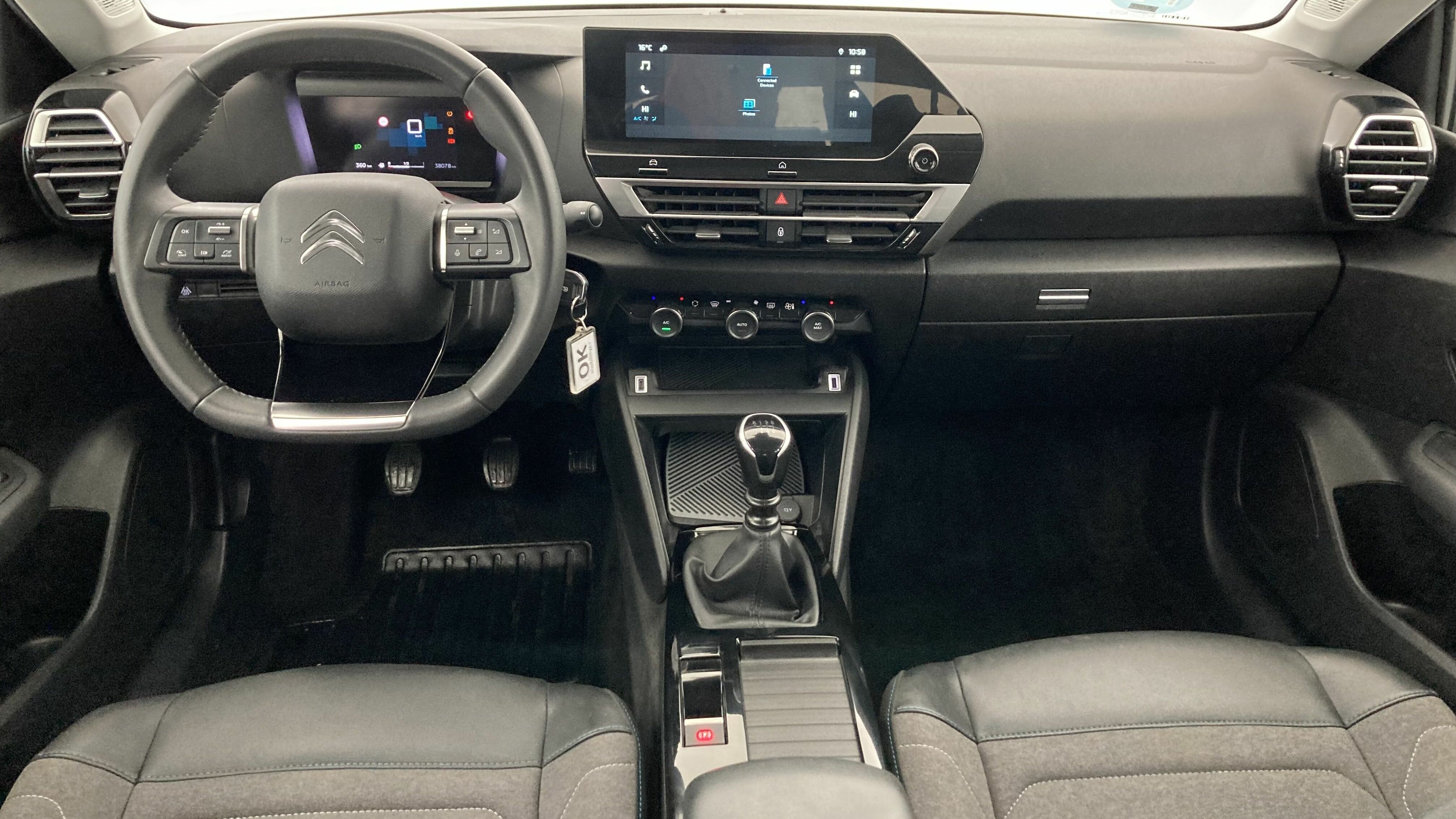 citroen c4 feel pack 1.2 PURETECH 130 2023 blanco nacarado 17