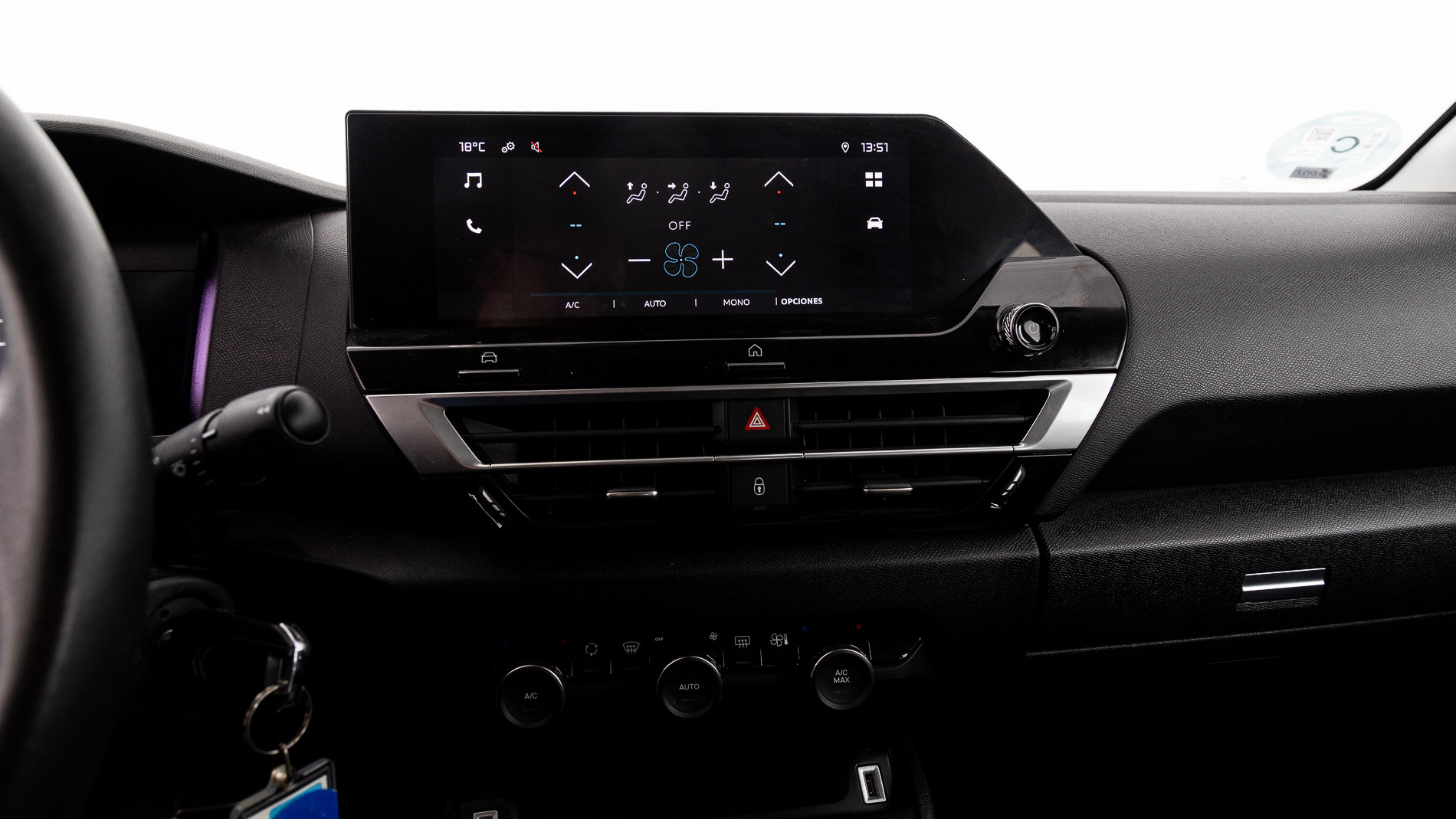 citroen c4 feel pack 1.2 PURETECH 130 2023 negro perla nera 17