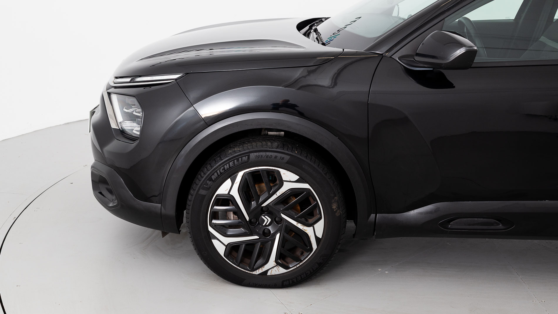 citroen c4 feel pack 1.2 PURETECH 130 2023 negro perla nera 24