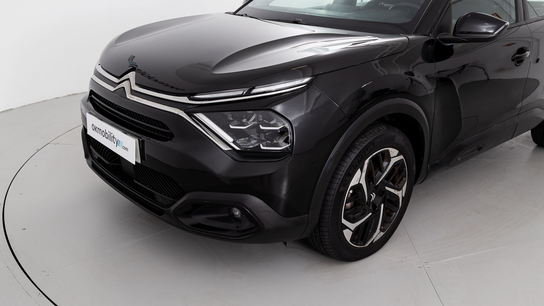 citroen c4 feel pack 1.2 PURETECH 130 2023 negro perla nera 29