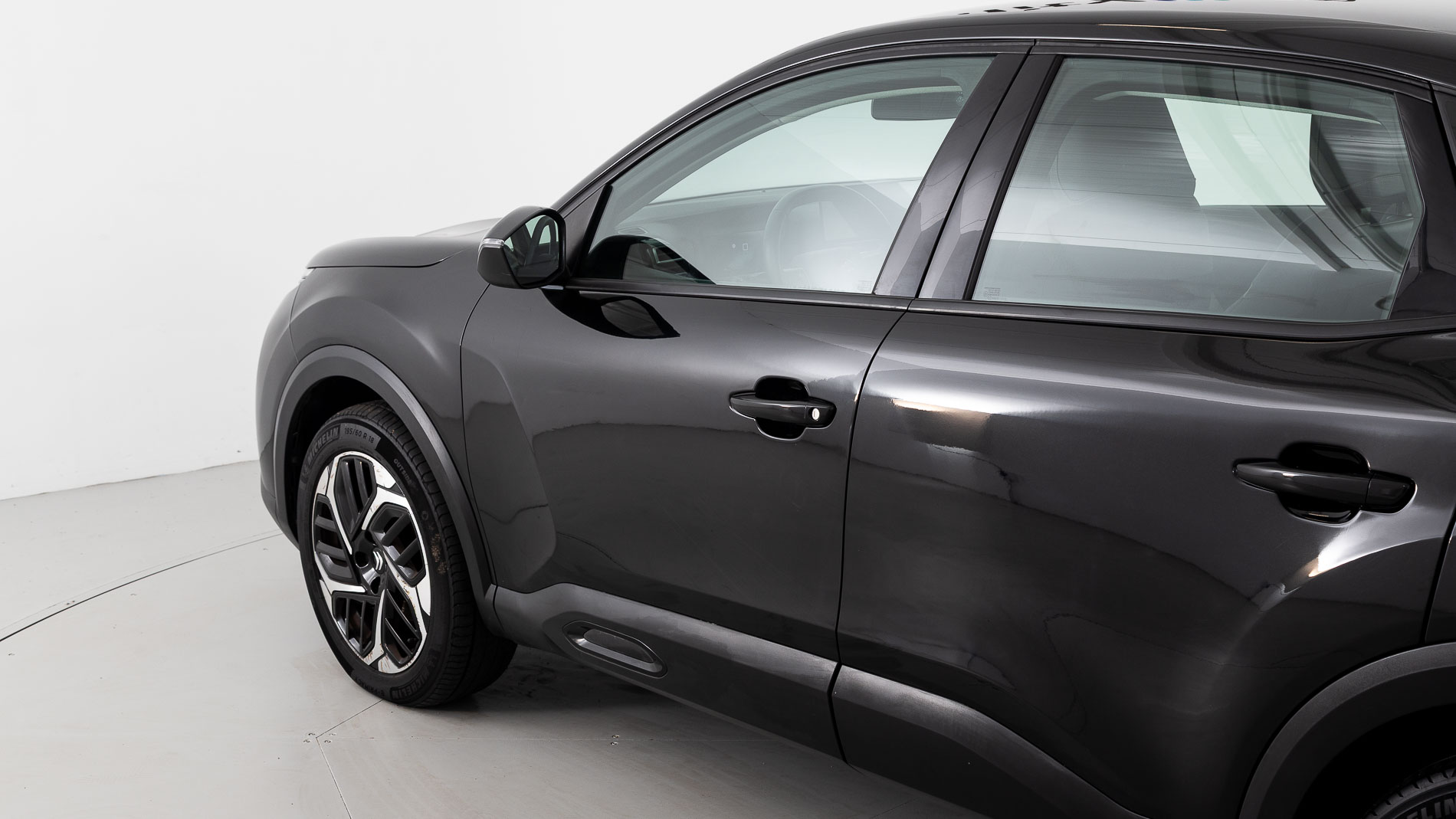 citroen c4 feel pack 1.2 PURETECH 130 2023 negro perla nera 34