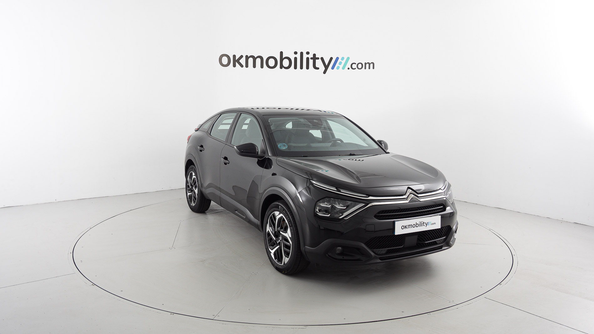 citroen c4 feel pack 1.2 PURETECH 130 2023 negro perla nera 4