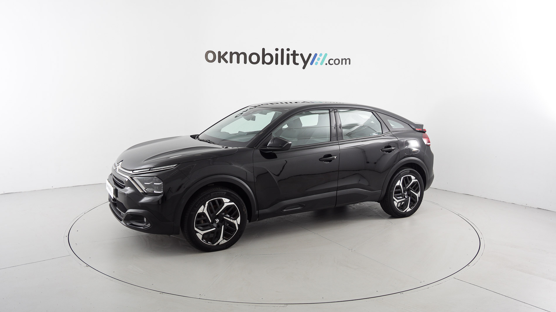 citroen c4 feel pack 1.2 PURETECH 130 2023 negro perla nera 8