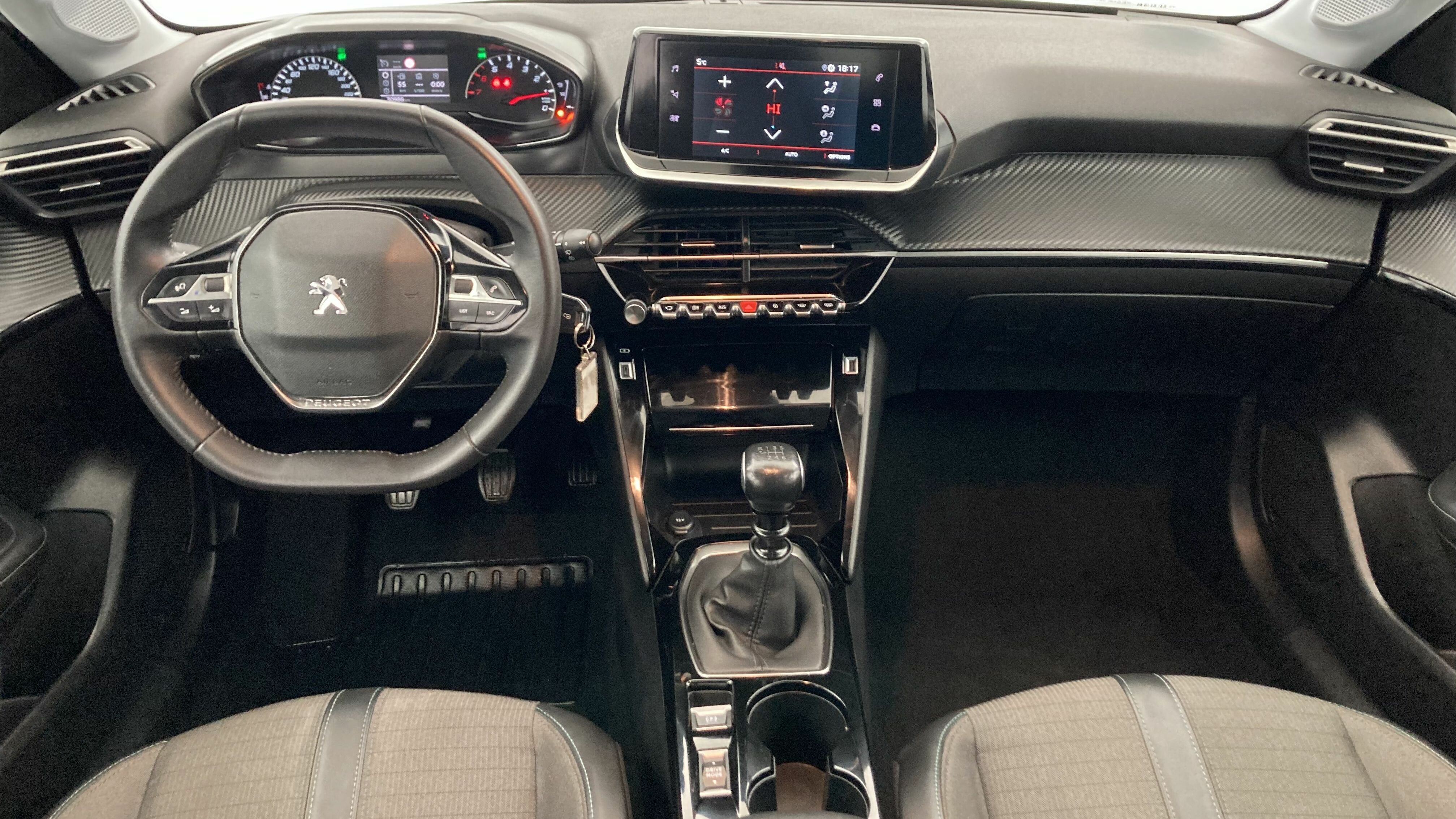 peugeot 208 allure 1.2 PURETECH 100 2023 gris platino 13