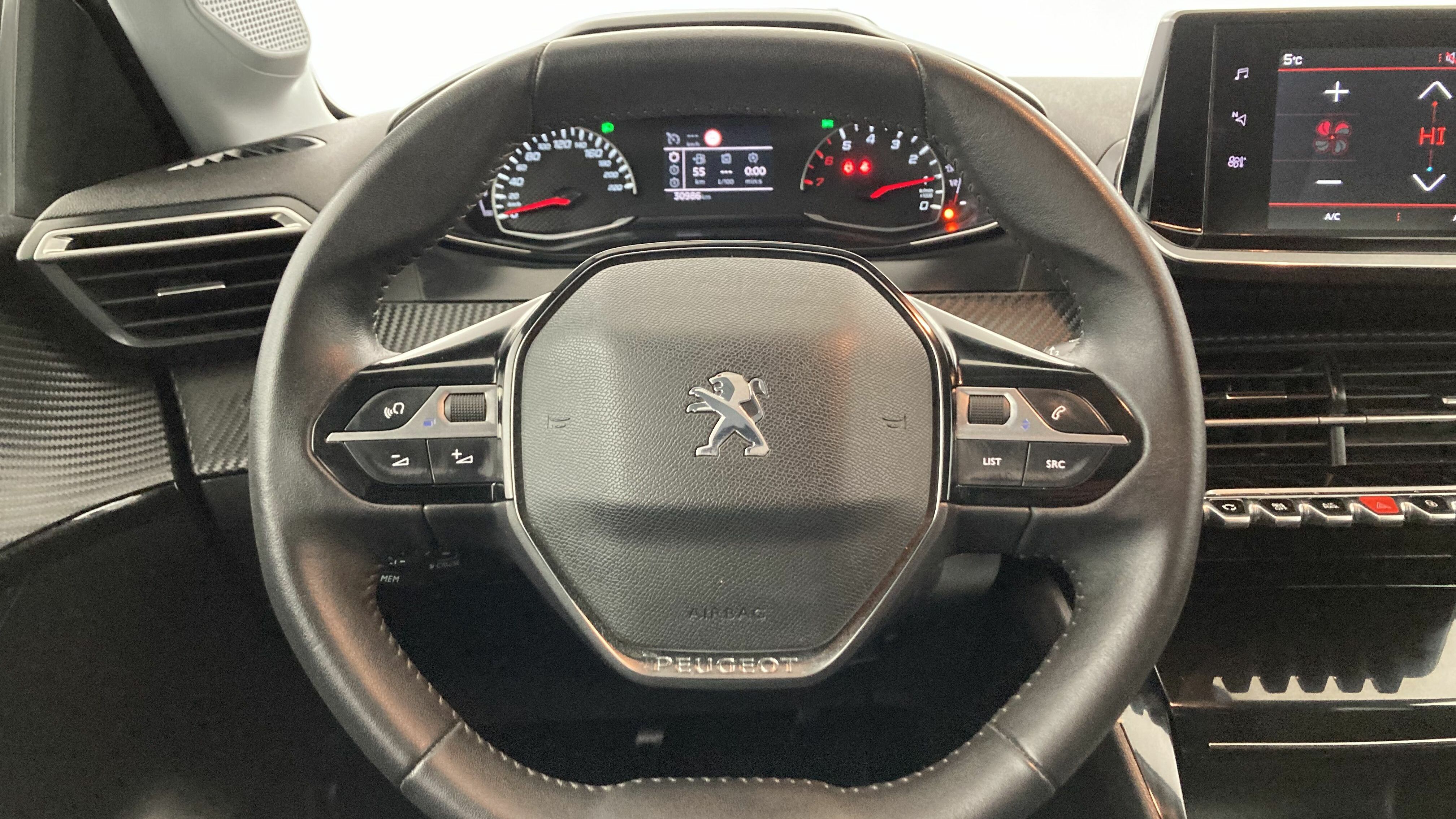 peugeot 208 allure 1.2 PURETECH 100 2023 gris platino 14