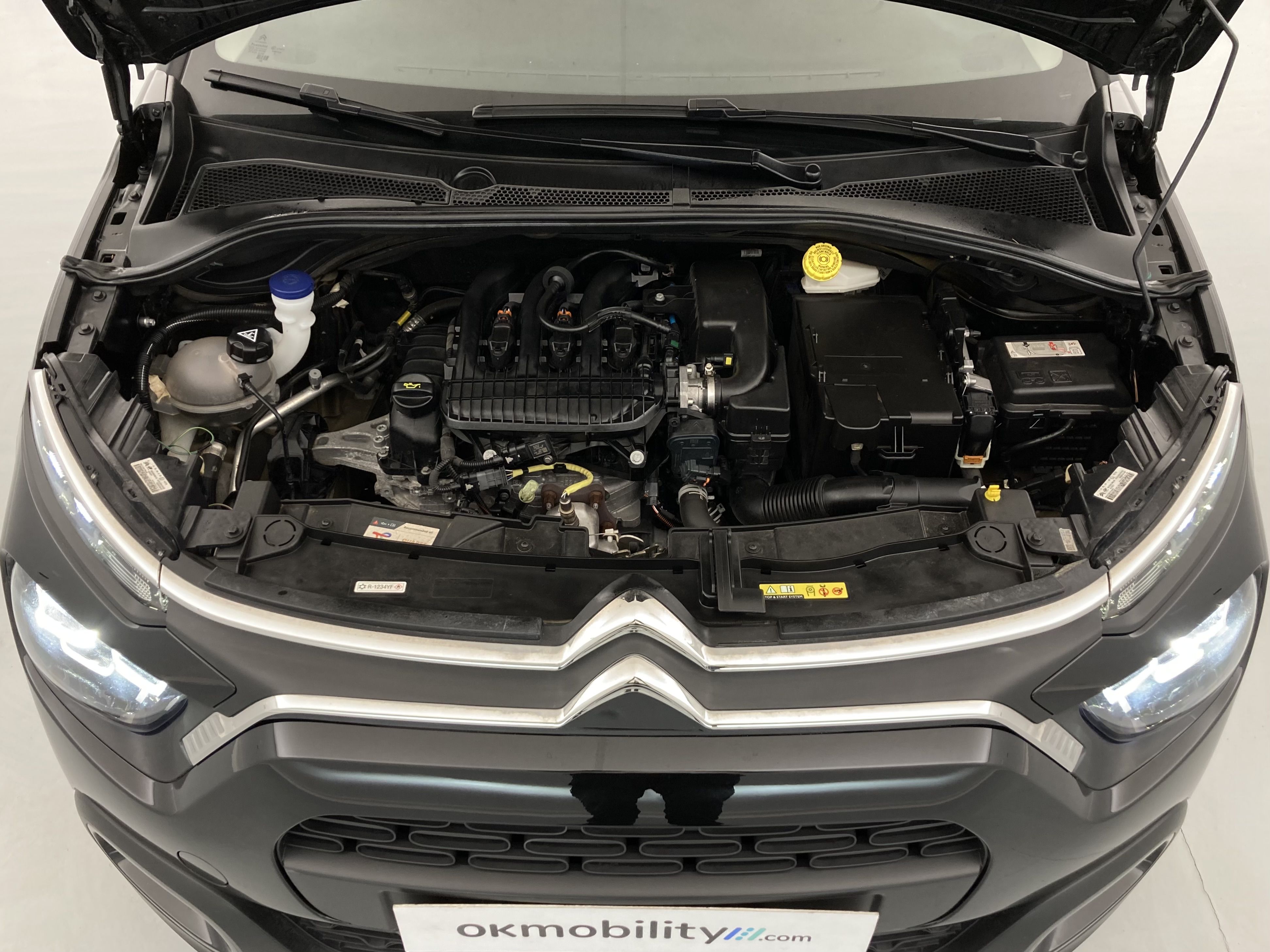 citroen c3 origin max 1.2 PURETECH 83 2024 negro perla nera 27