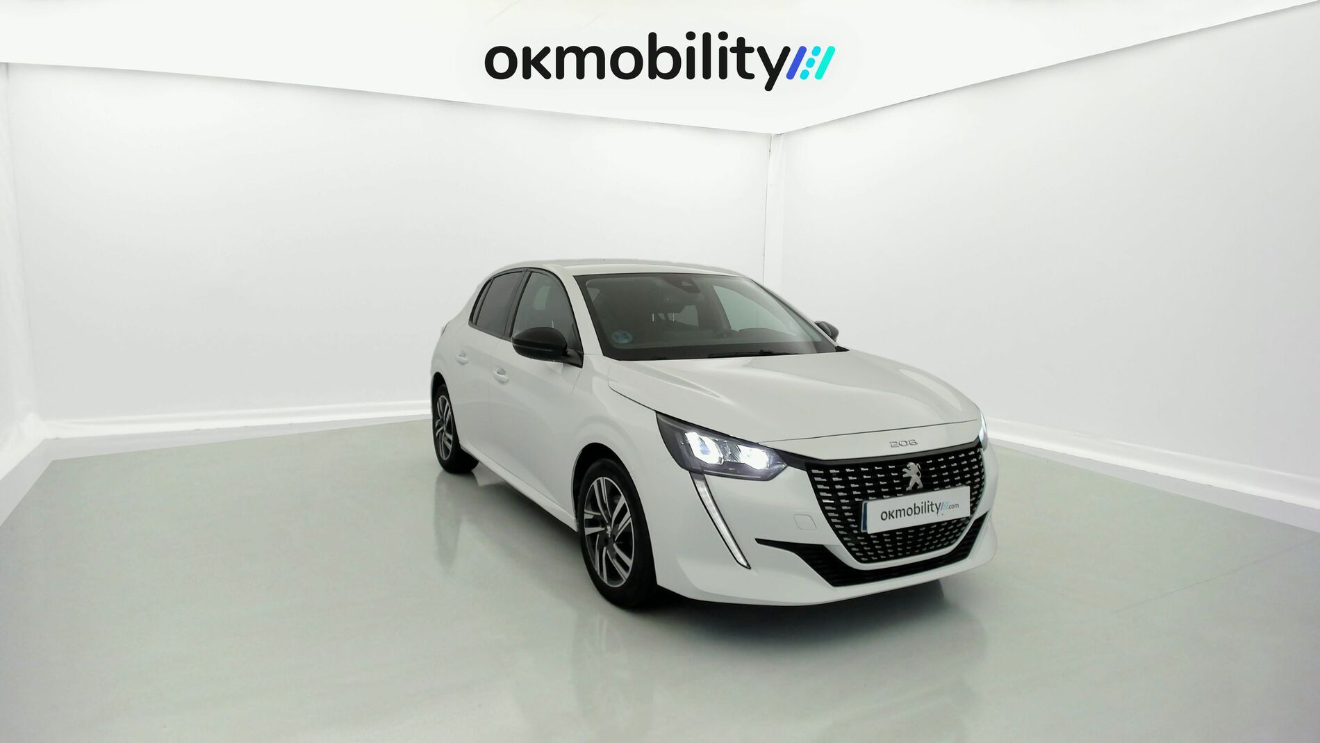 peugeot 208 allure 1.2 PURETECH 100 2023 blanco banquise 3