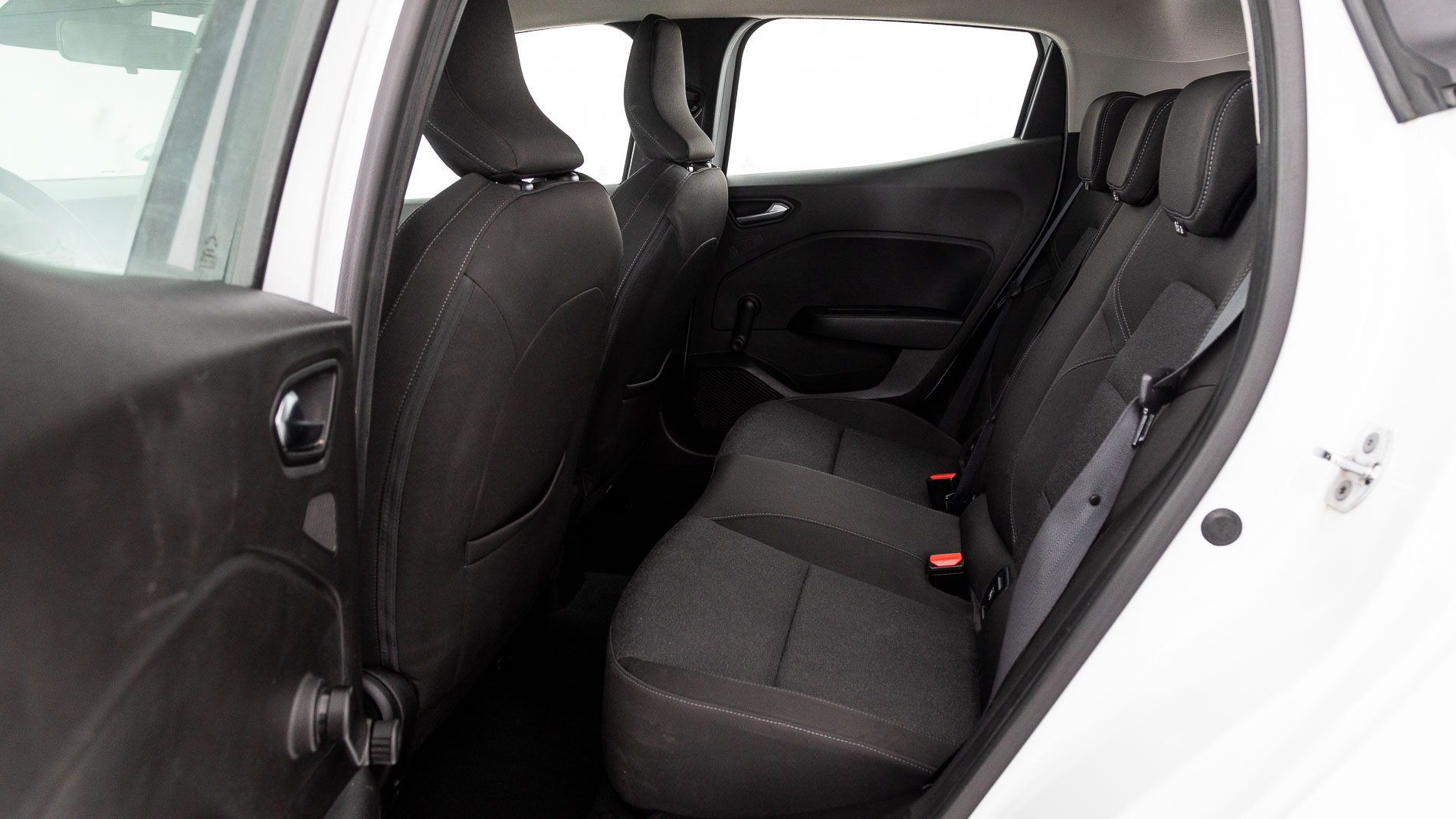 renault clio equilibre 1.0 TCE 90 2023 blanco glaciar 20