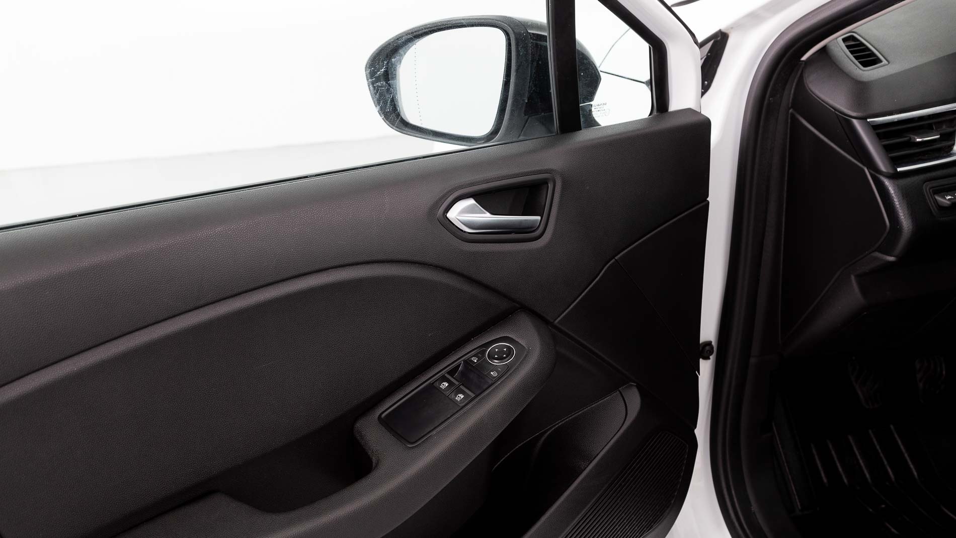 renault clio equilibre 1.0 TCE 90 2023 blanco glaciar 21