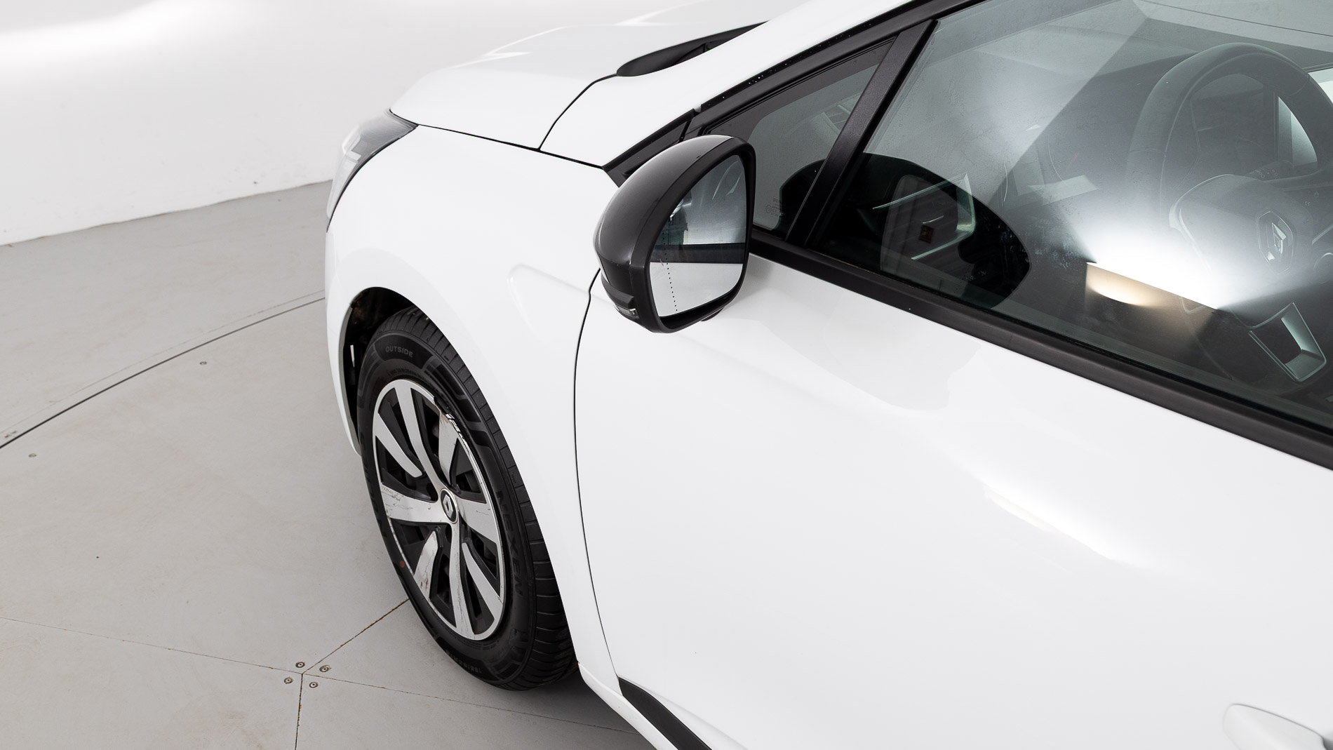 renault clio equilibre 1.0 TCE 90 2023 blanco glaciar 22