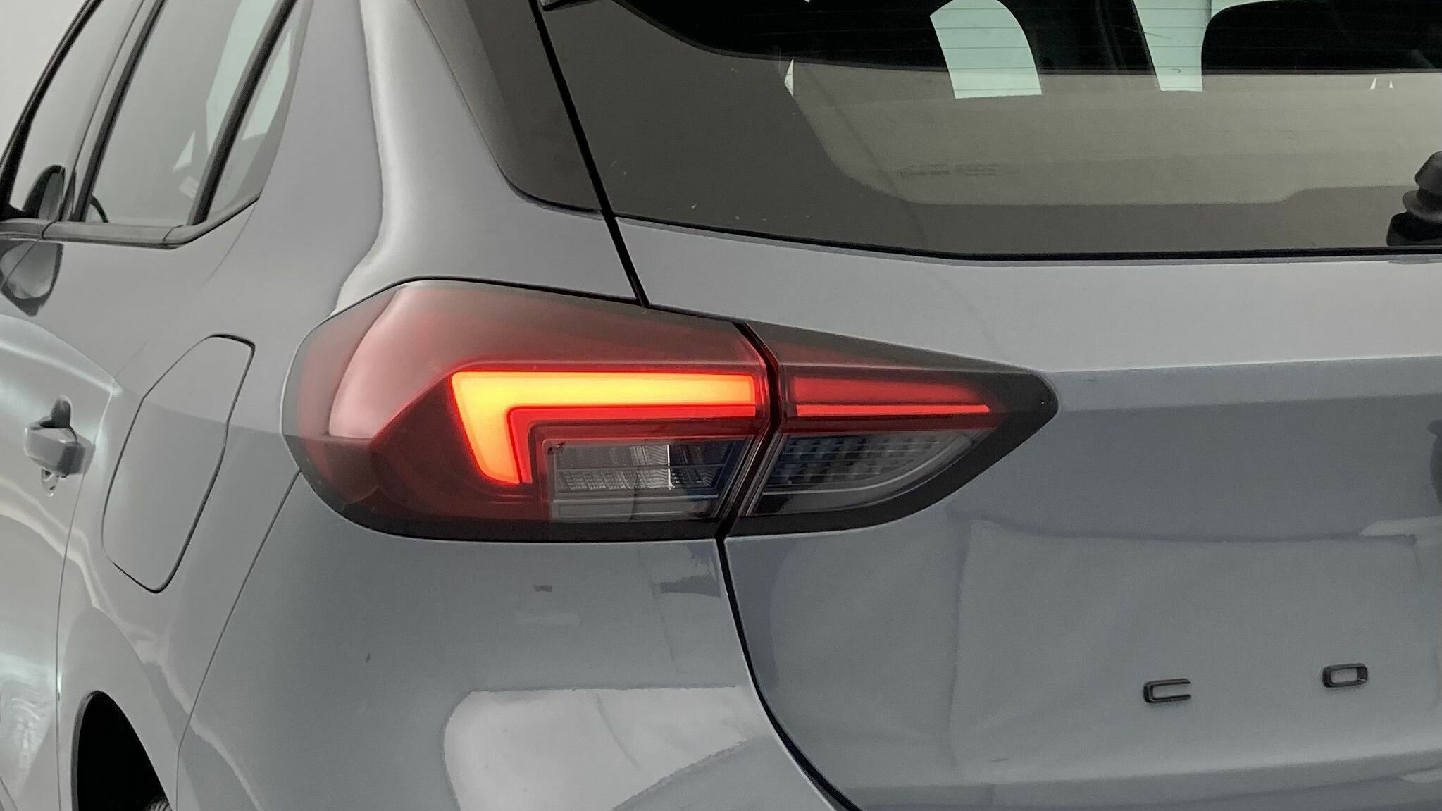 opel corsa gs 1.2T 100 2024 grifik grey 24