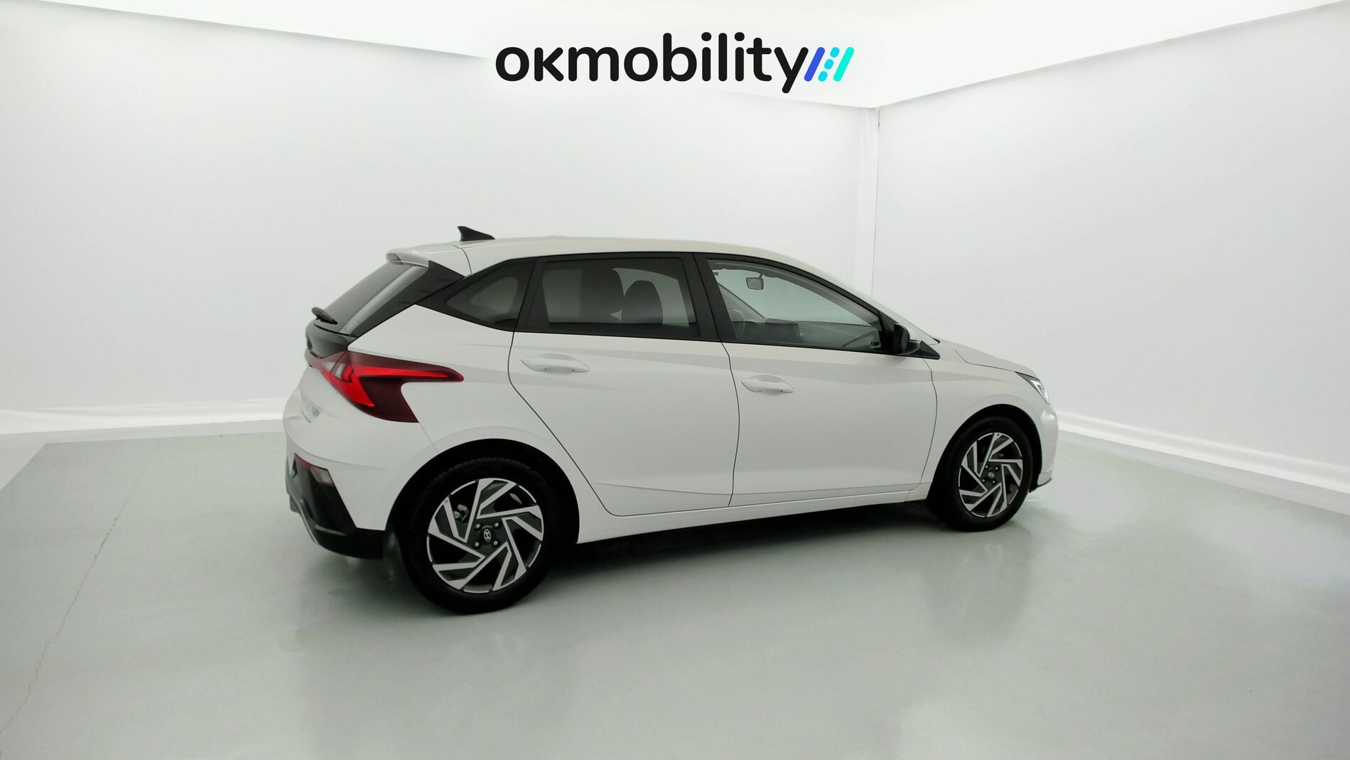 hyundai i20 klass 1.0 TGDI 100 2024 atlas white 11