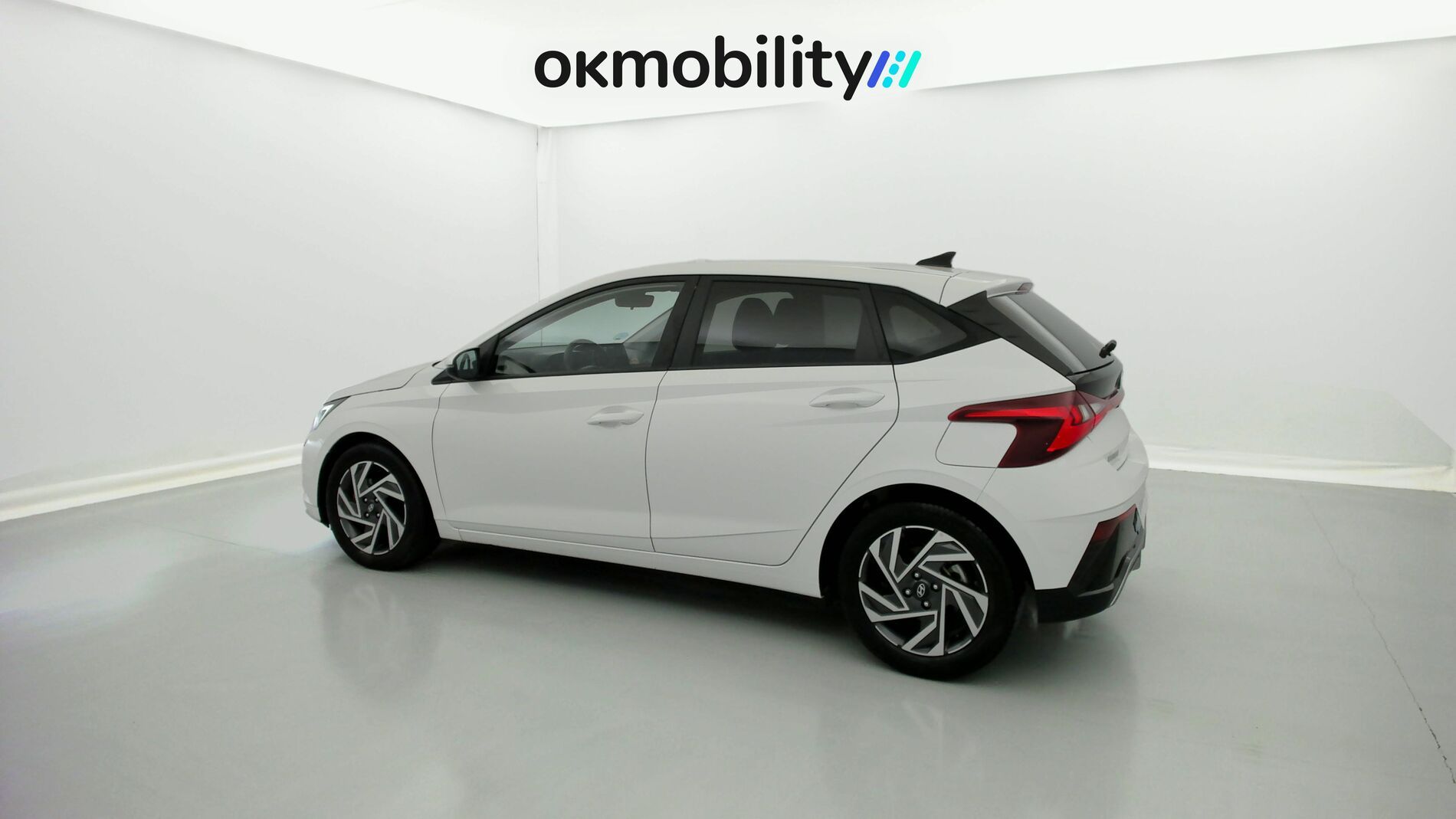 hyundai i20 klass 1.0 TGDI 100 2024 atlas white 8